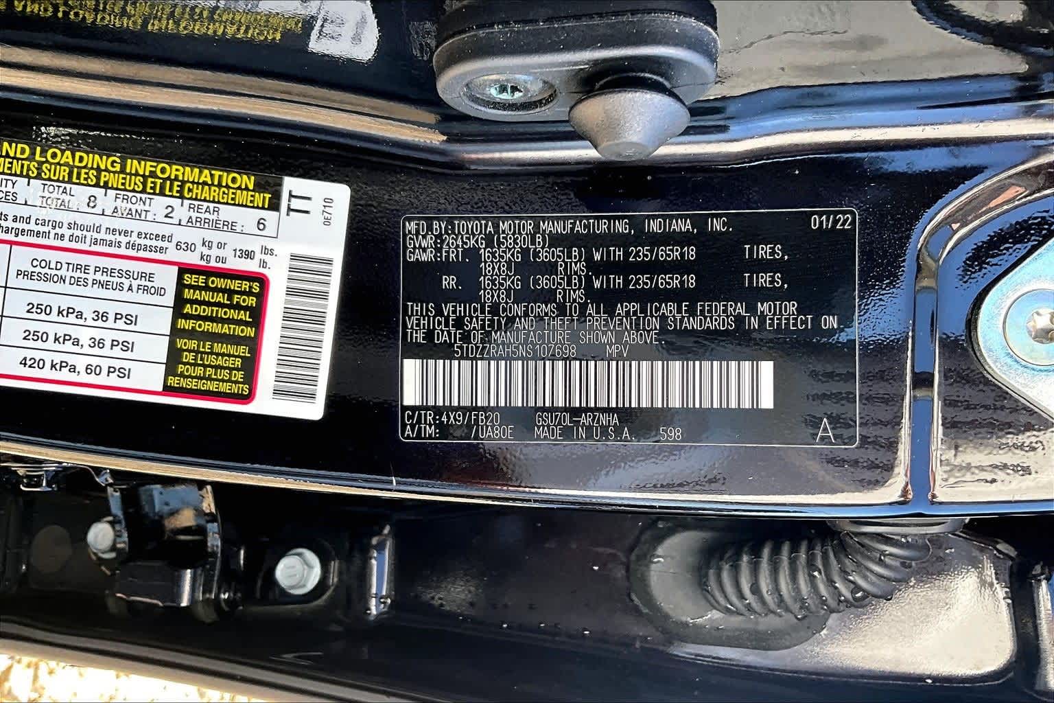 Thumbnail: 2022 Toyota Highlander - 28