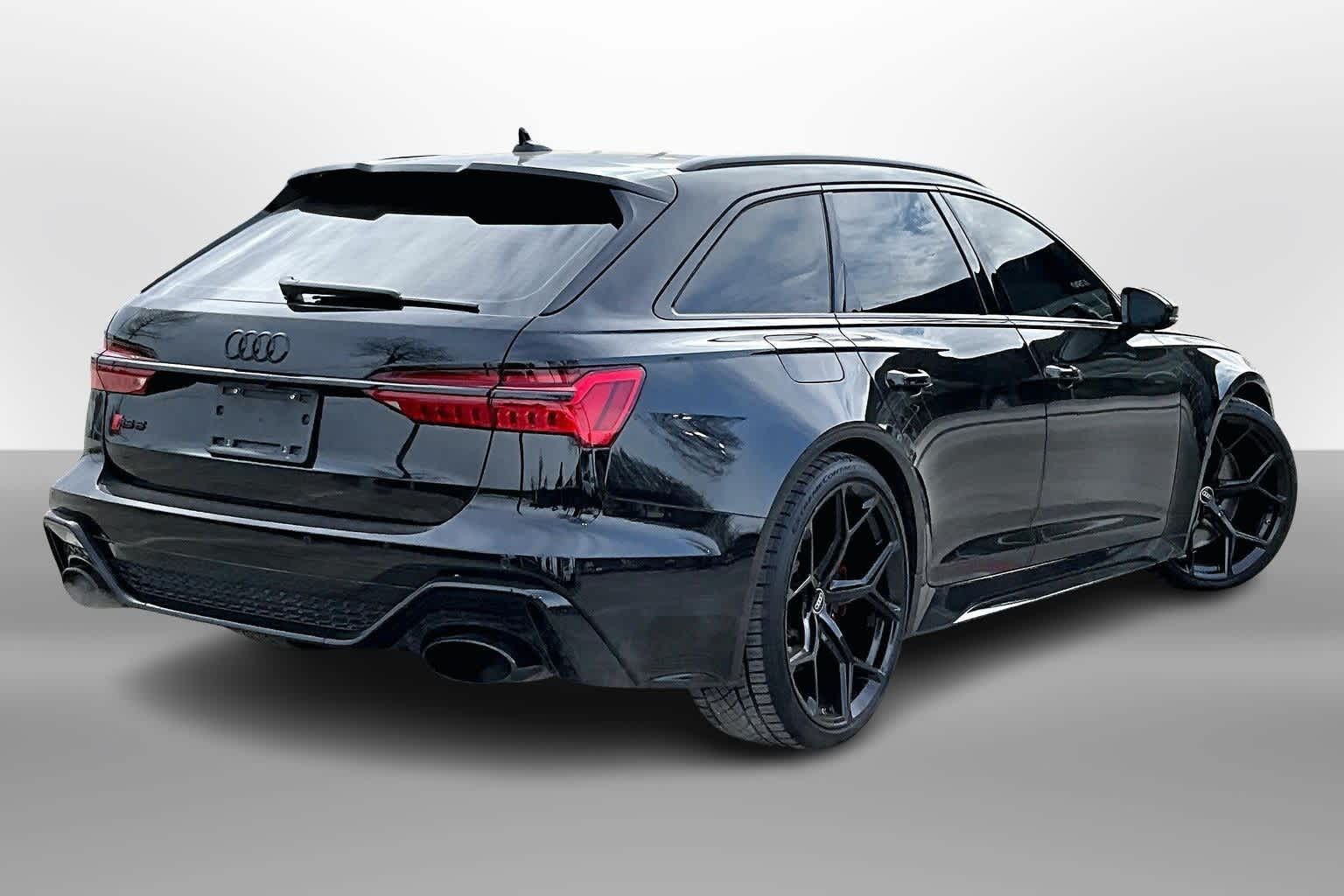 Thumbnail: 2021 Audi RS 6 - 2