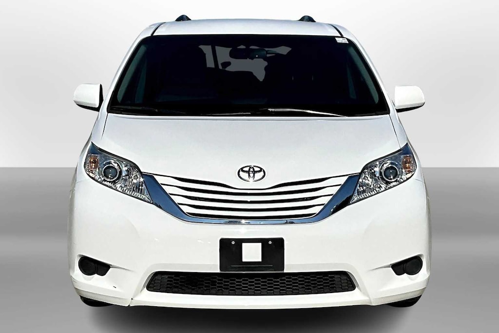Used 2017 Toyota Sienna LE 8 Passenger Van
