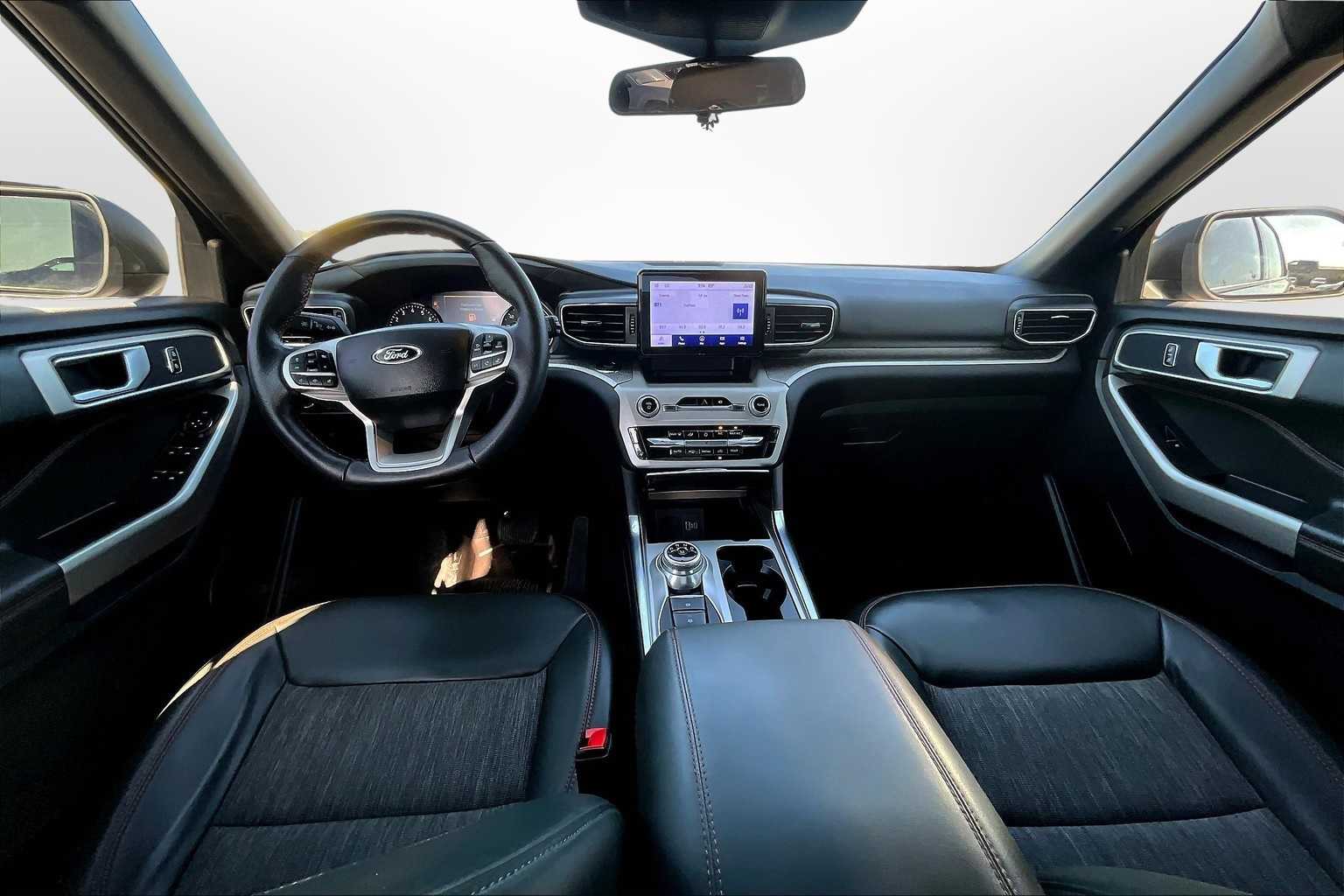 Thumbnail: 2023 Ford Explorer - 14