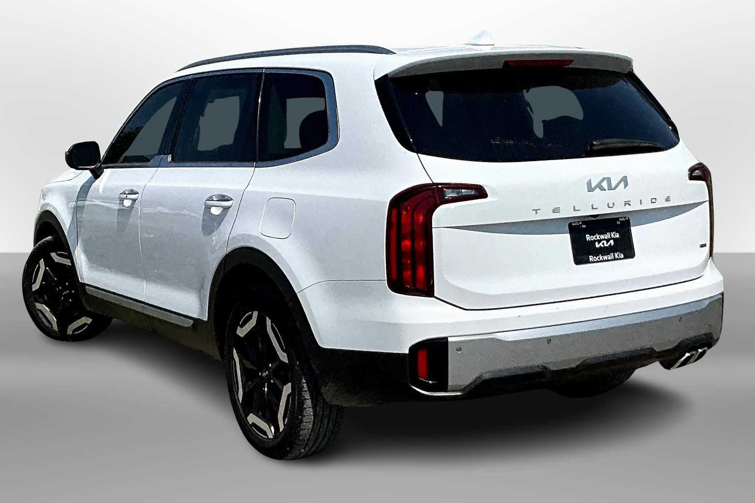 Thumbnail: 2023 Kia Telluride - 11