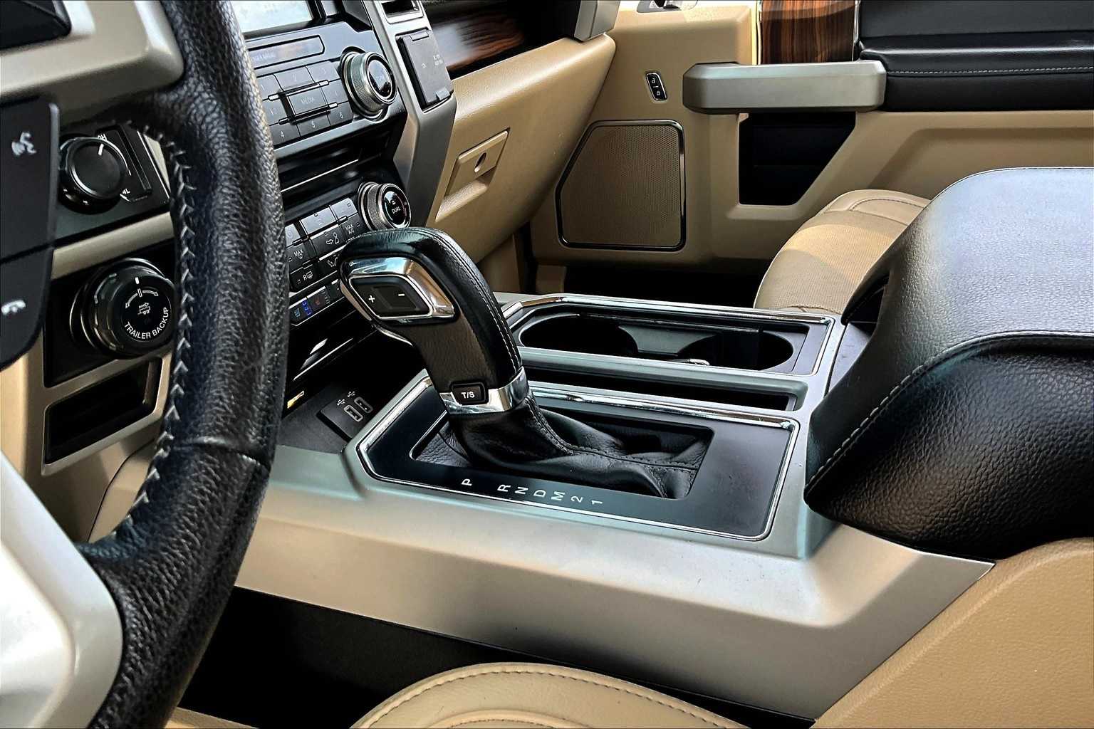 Thumbnail: 2016 Ford F-150 - 13
