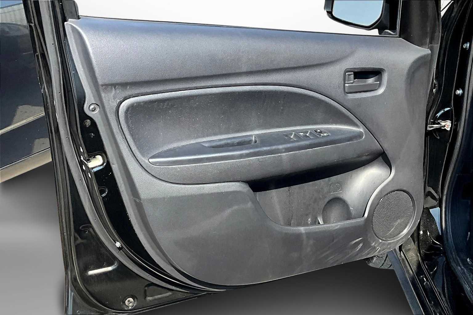 Thumbnail: 2017 Mitsubishi Mirage - 15