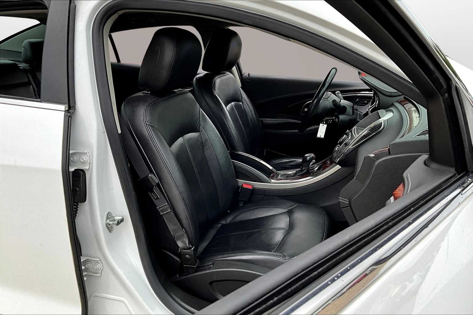 Thumbnail: 2012 Buick LaCrosse - 7