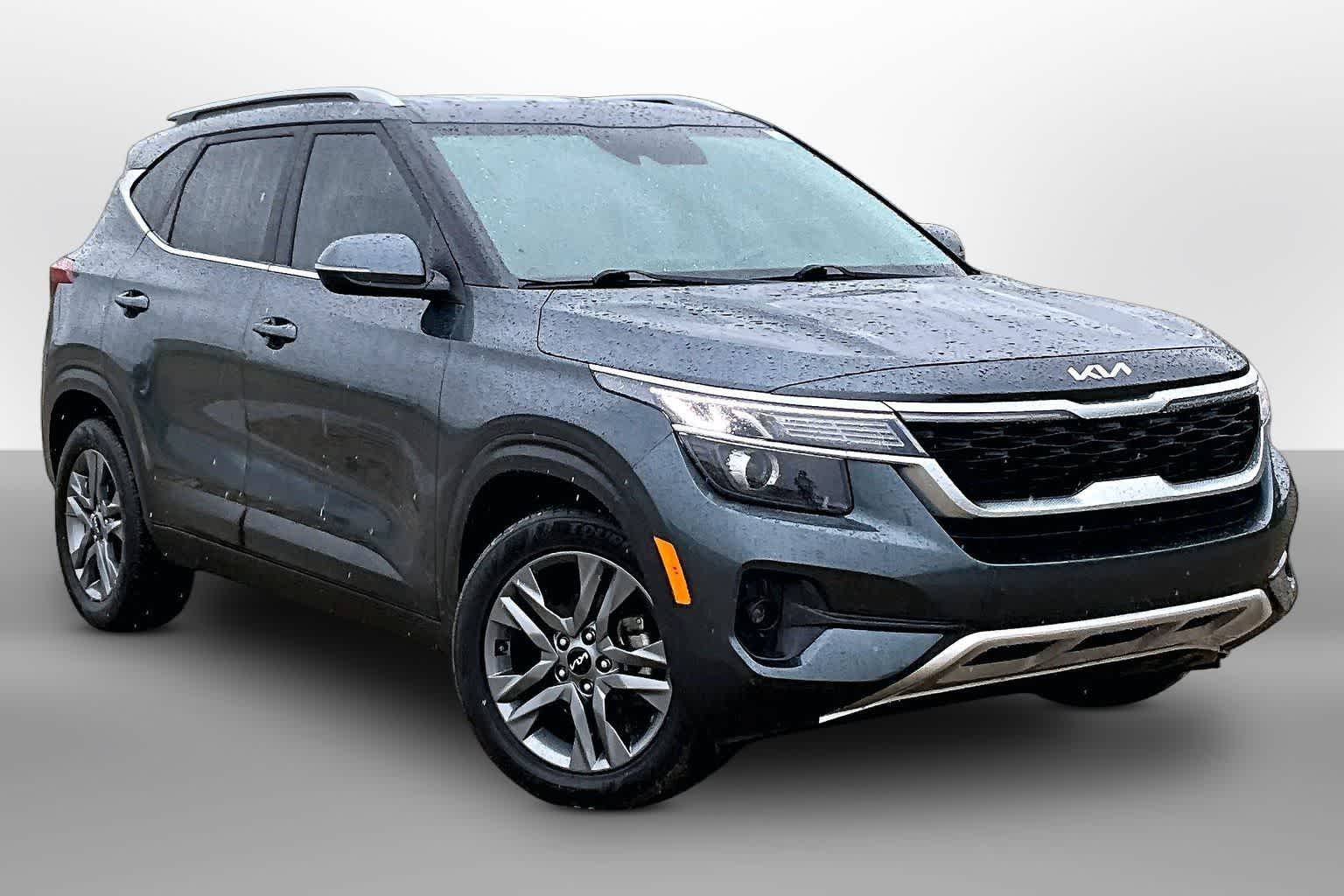 Thumbnail: 2023 Kia Seltos - 10