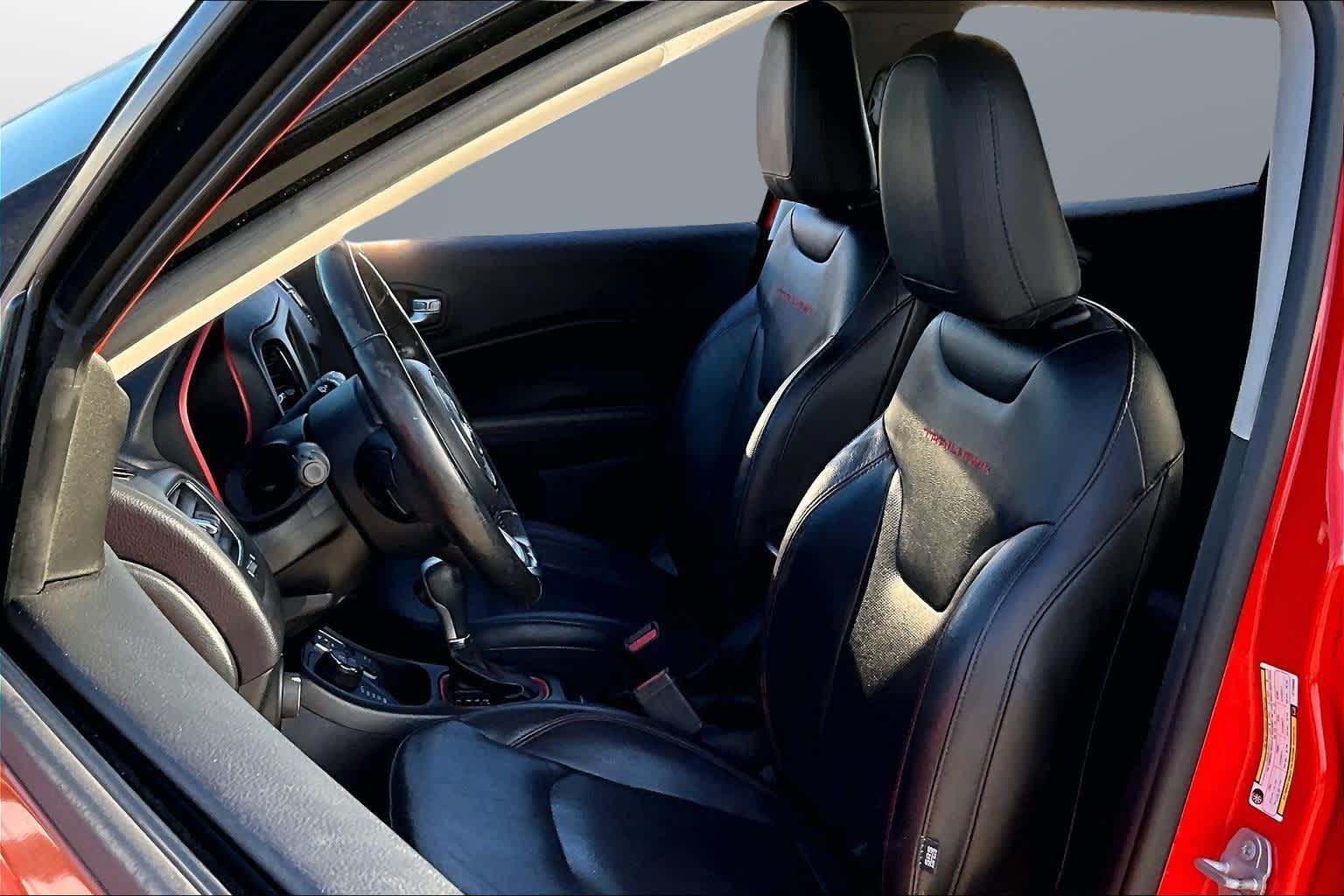 Thumbnail: 2018 Jeep Compass - 23