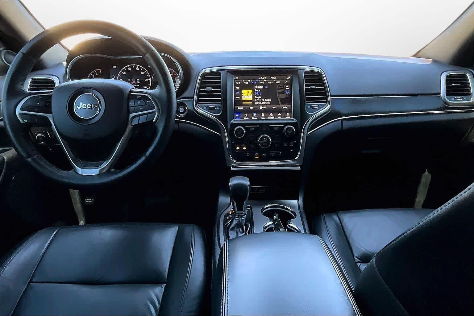 Thumbnail: 2018 Jeep Grand Cherokee - 14