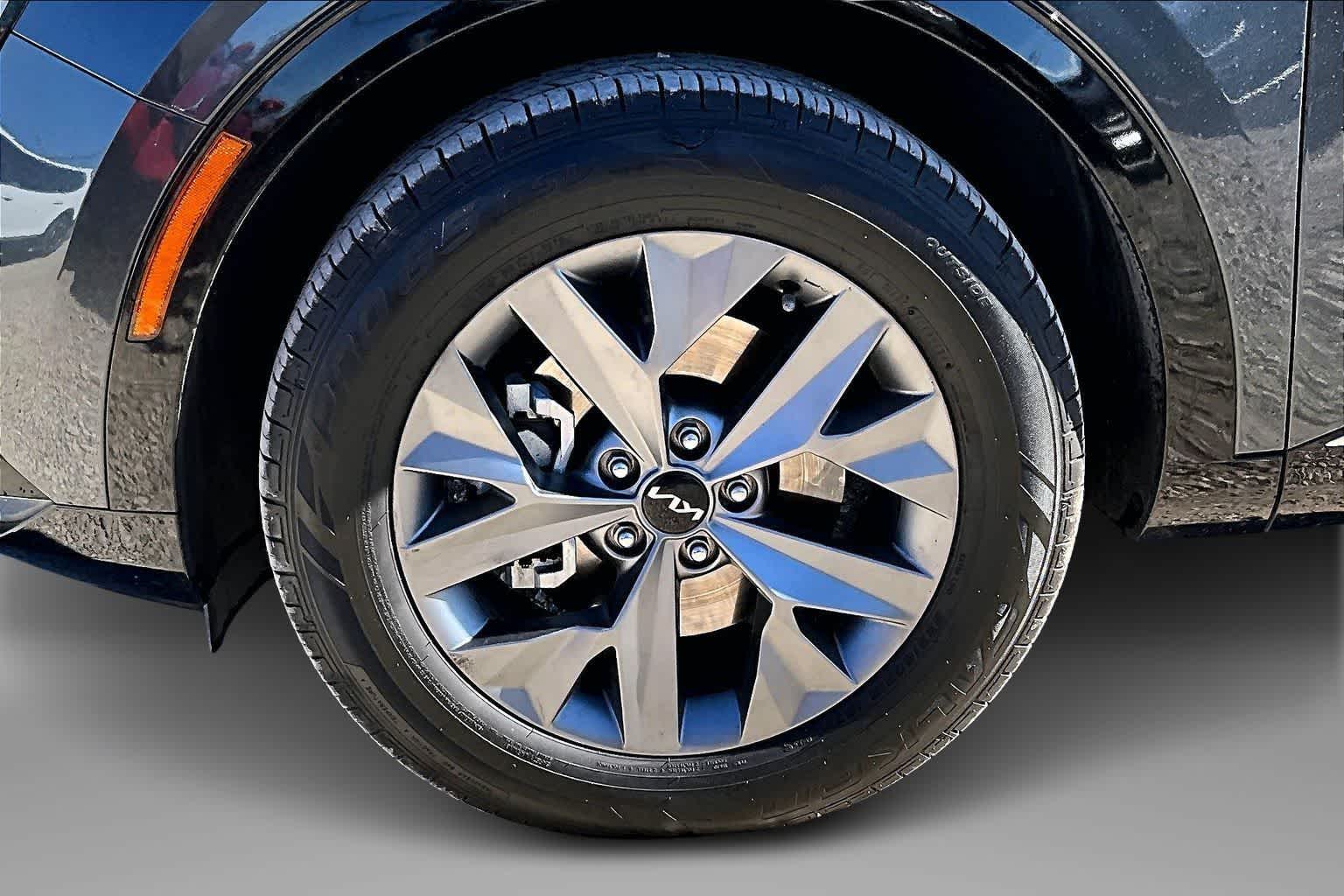 Thumbnail: 2023 Kia Sportage - 8