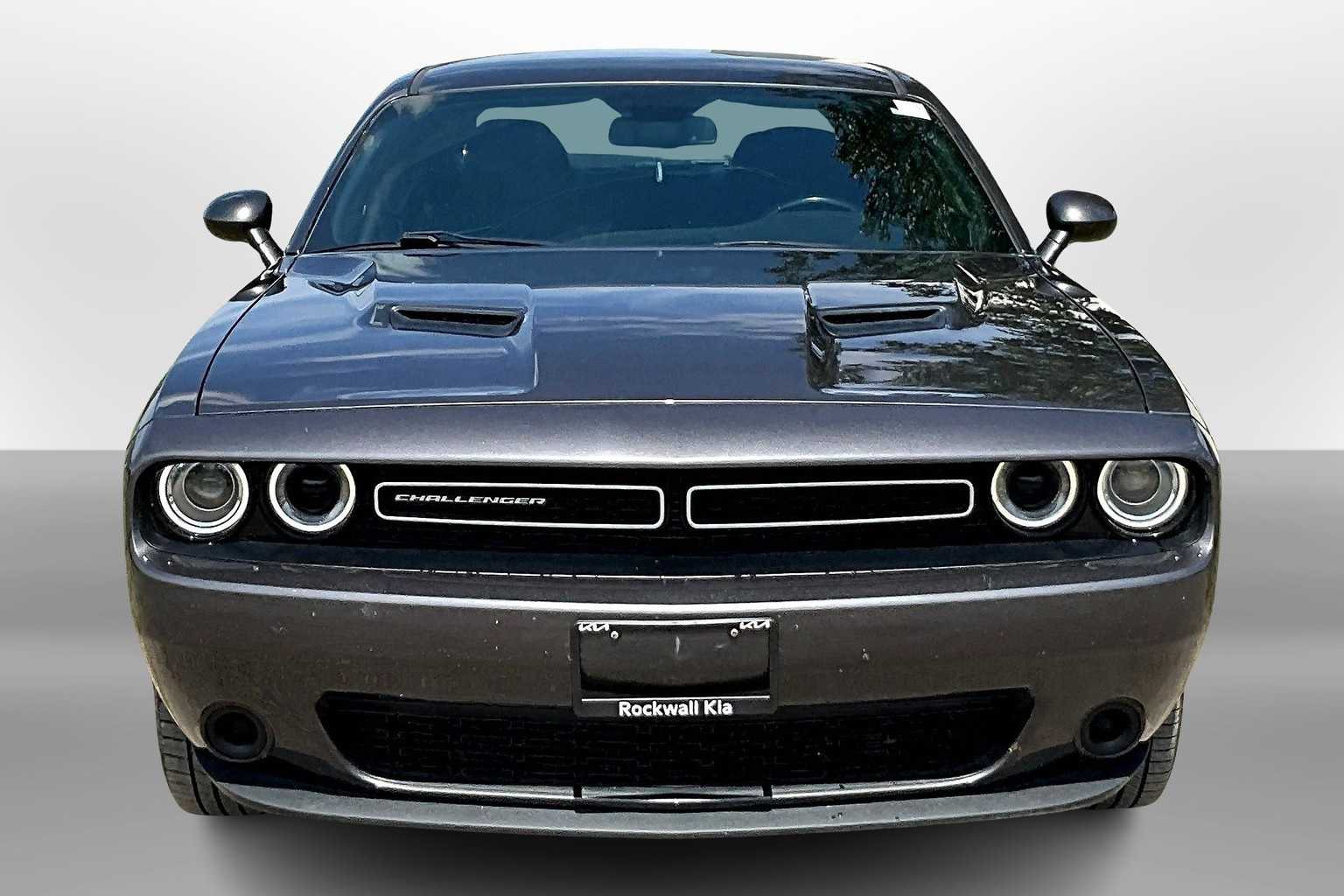 Thumbnail: 2018 Dodge Challenger - 3