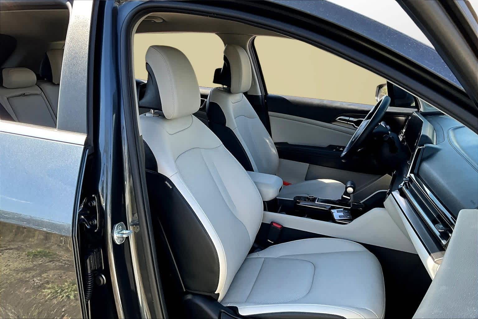 Thumbnail: 2023 Kia Sportage - 7