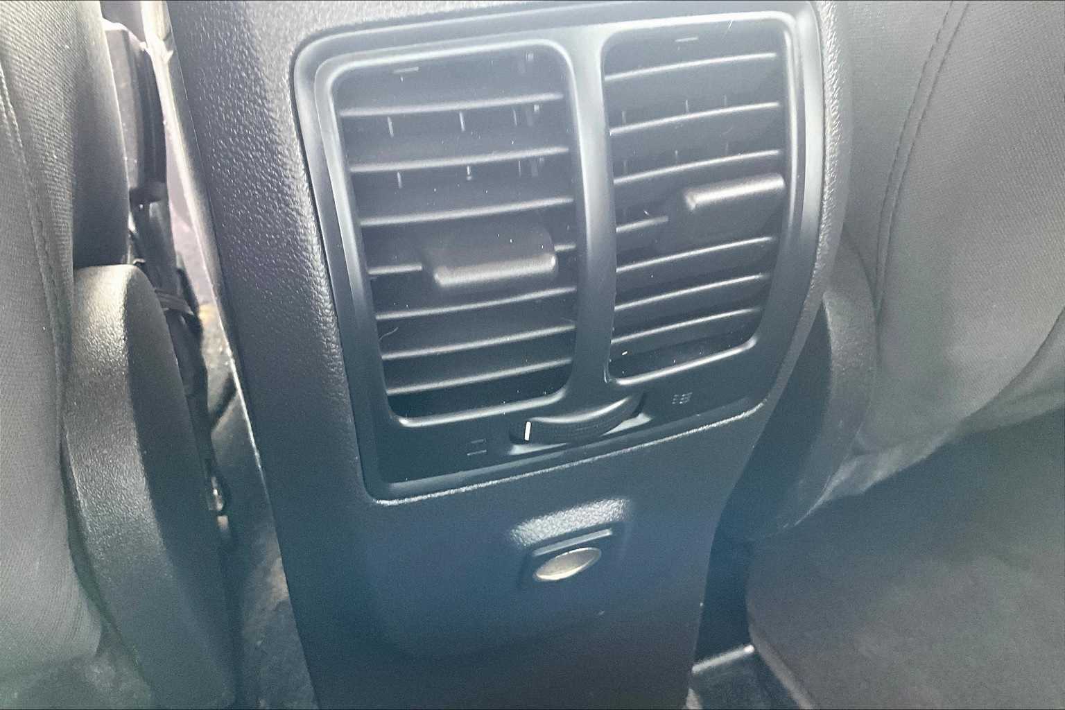 2017 Ford Escape SE 24
