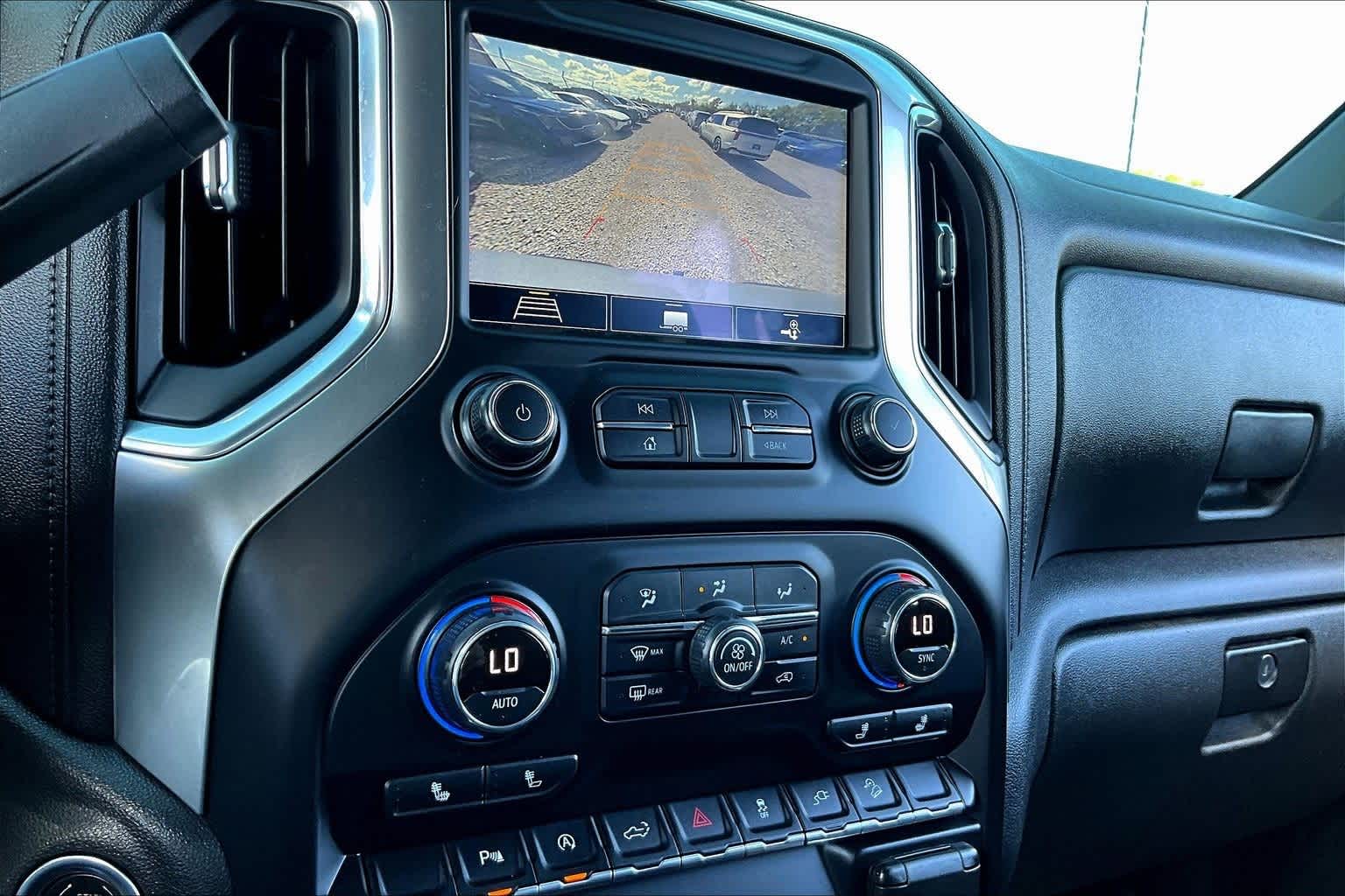 Thumbnail: 2020 Chevrolet Silverado 1500 - 25