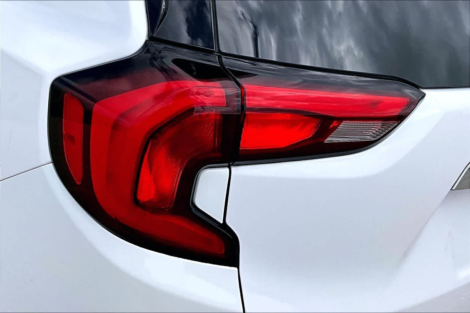 Thumbnail: 2020 GMC Terrain - 27