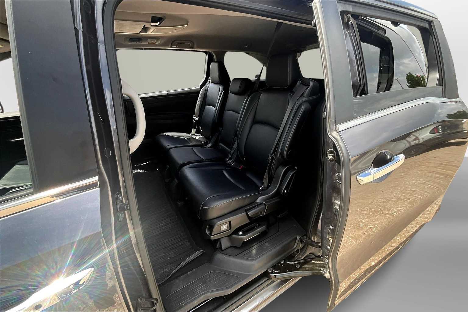 Thumbnail: 2023 Honda Odyssey - 26