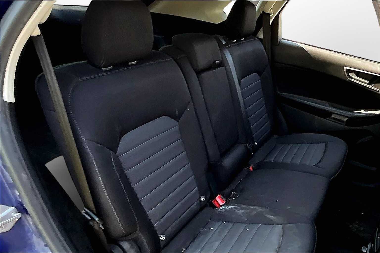 Thumbnail: 2015 Ford Edge - 26