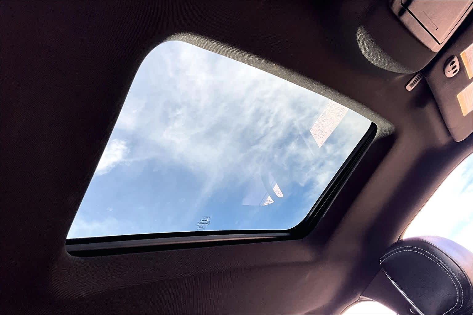 Thumbnail: 2017 Ford Explorer - 16