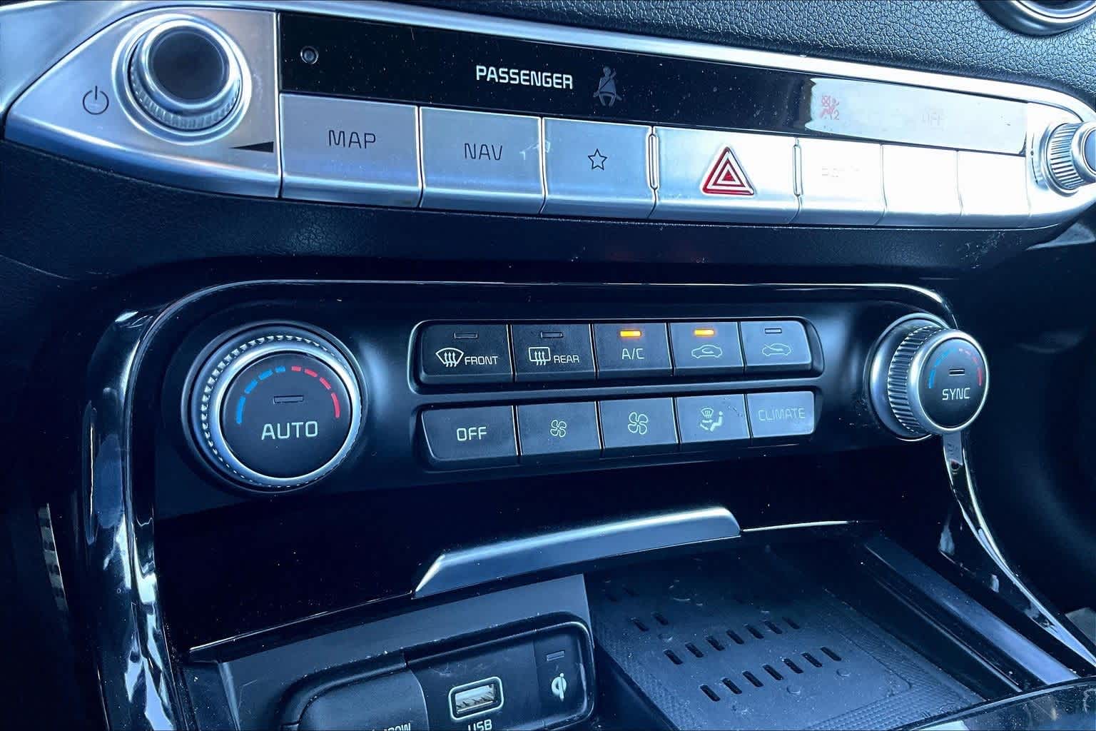 Thumbnail: 2022 Kia Stinger - 23