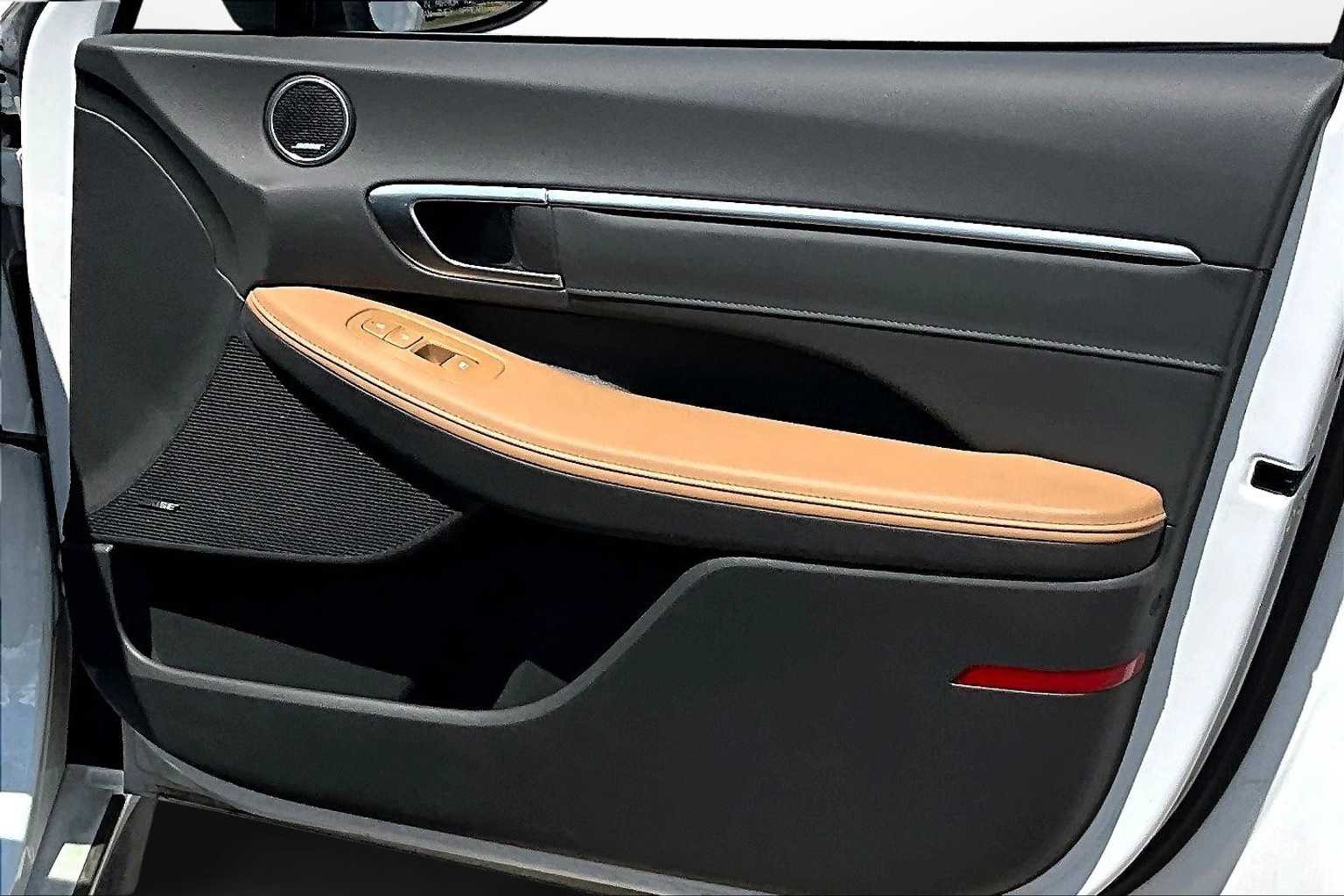 Thumbnail: 2020 Hyundai Sonata - 18