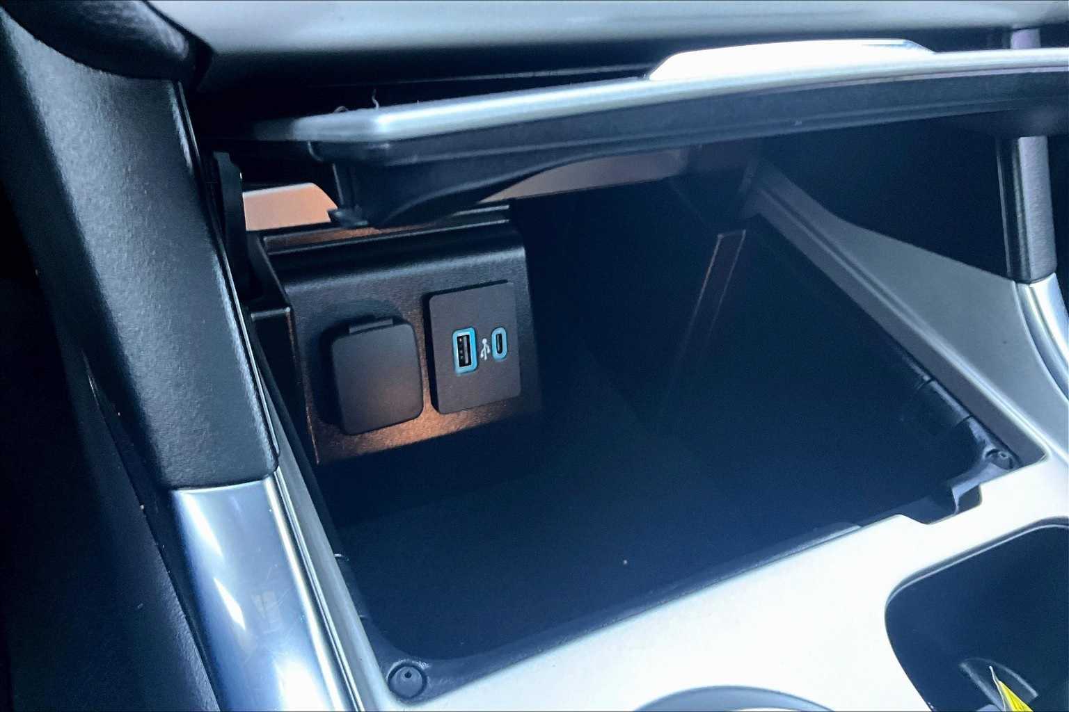 Thumbnail: 2023 Ford Explorer - 23