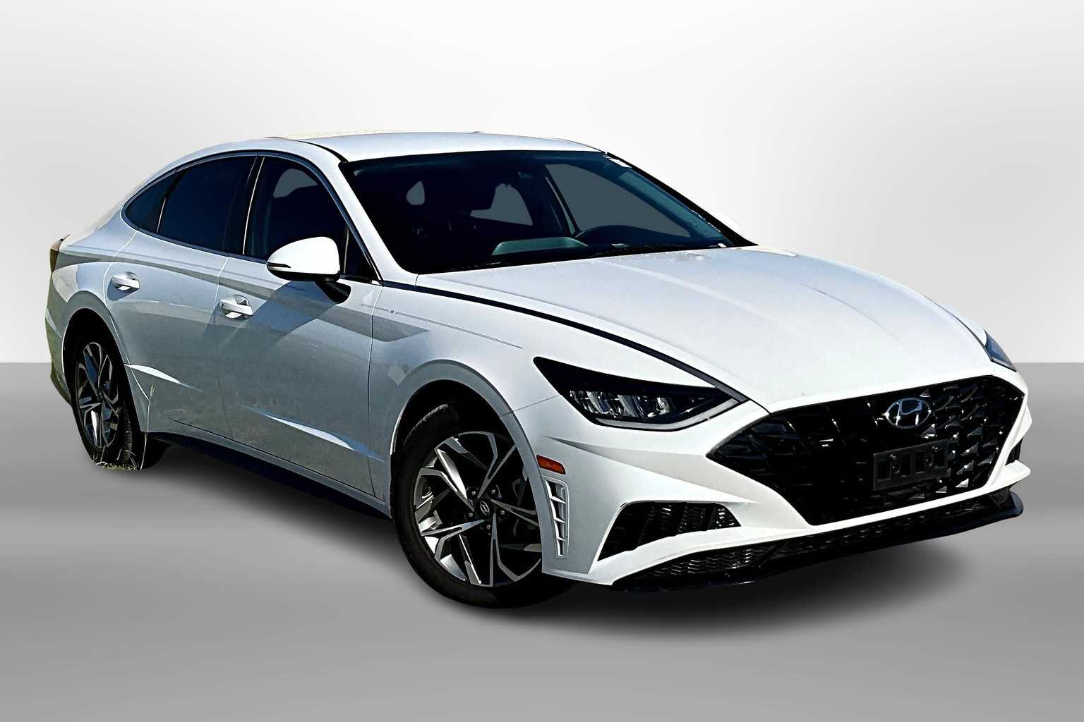 Thumbnail: 2022 Hyundai Sonata - 10
