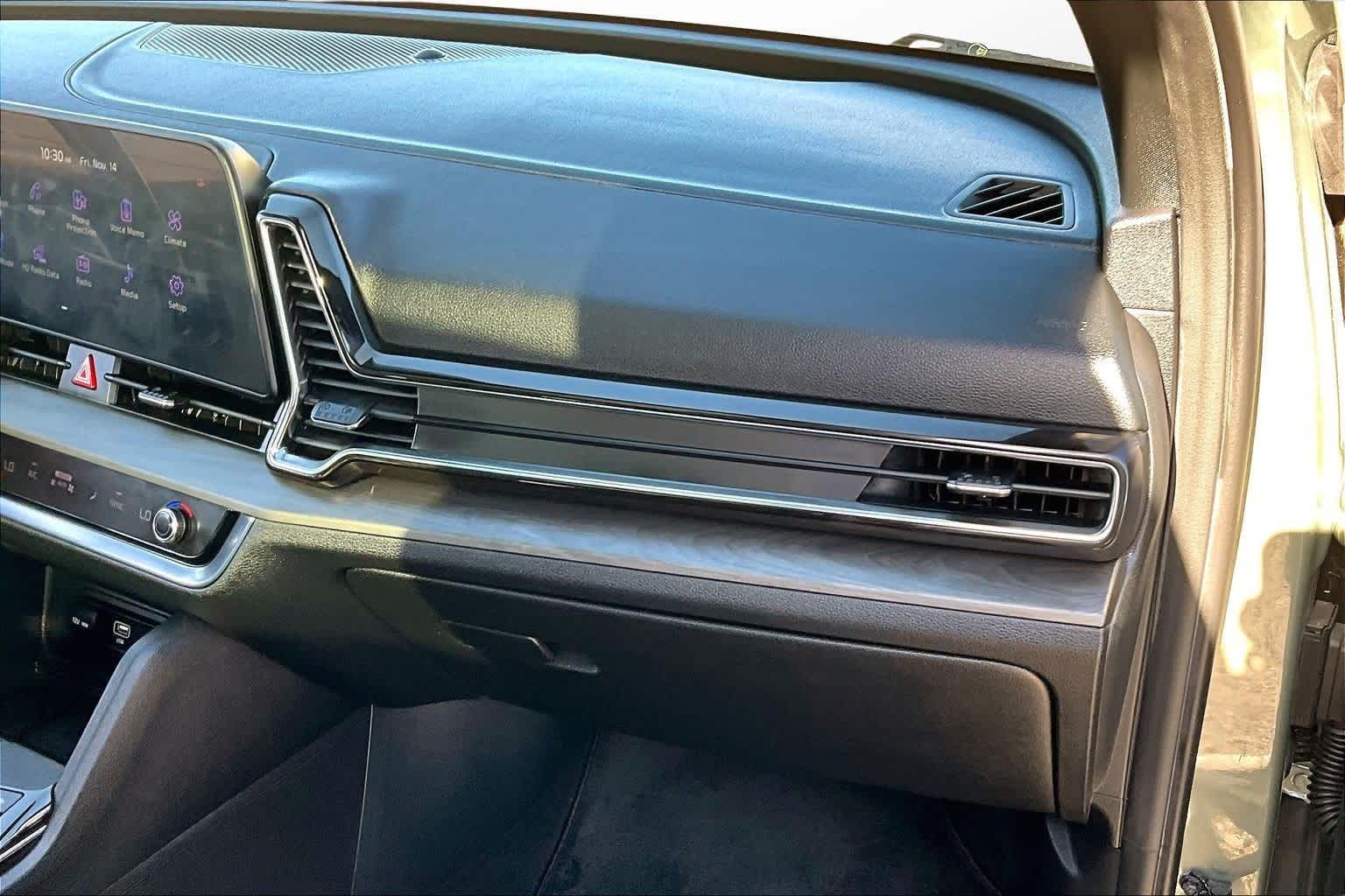 Thumbnail: 2023 Kia Sportage - 15