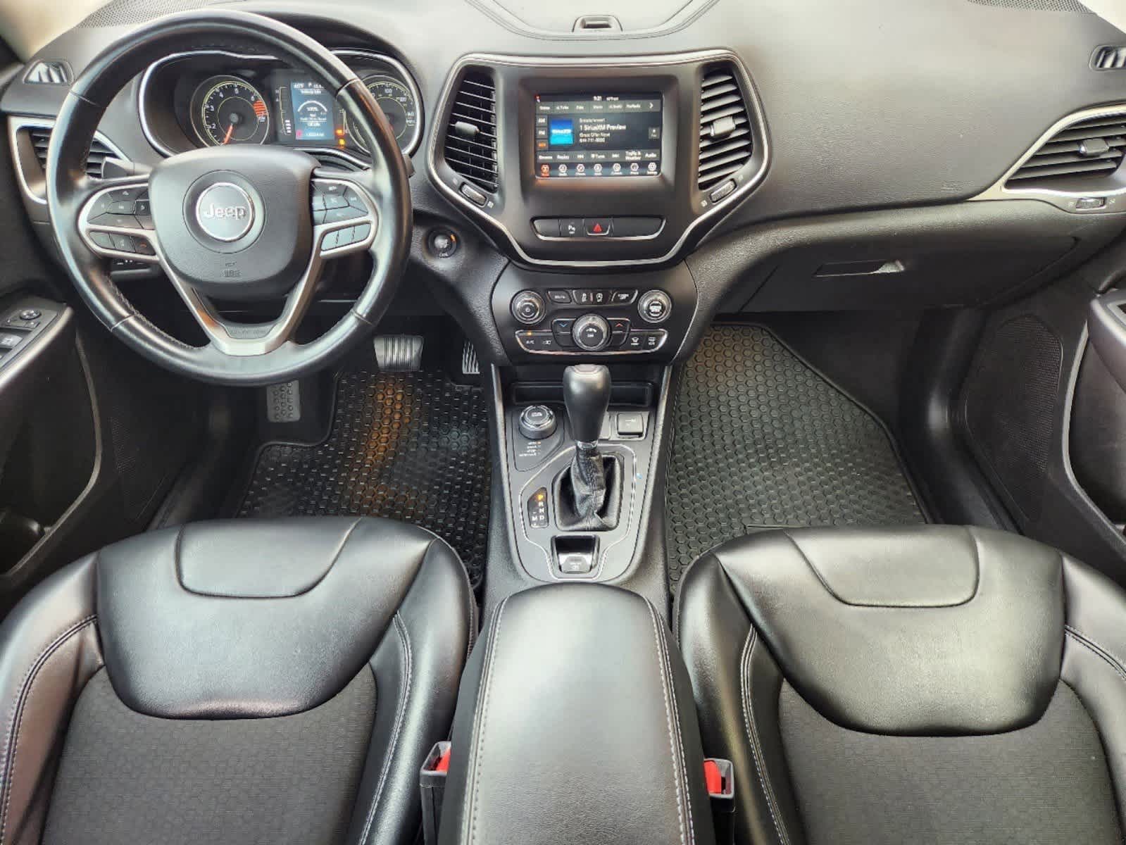 Thumbnail: 2020 Jeep Cherokee - 10