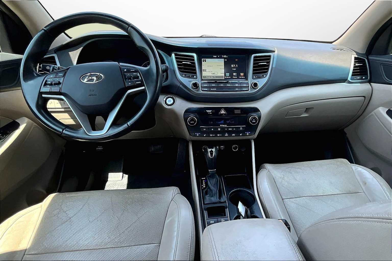 Thumbnail: 2016 Hyundai Tucson - 14