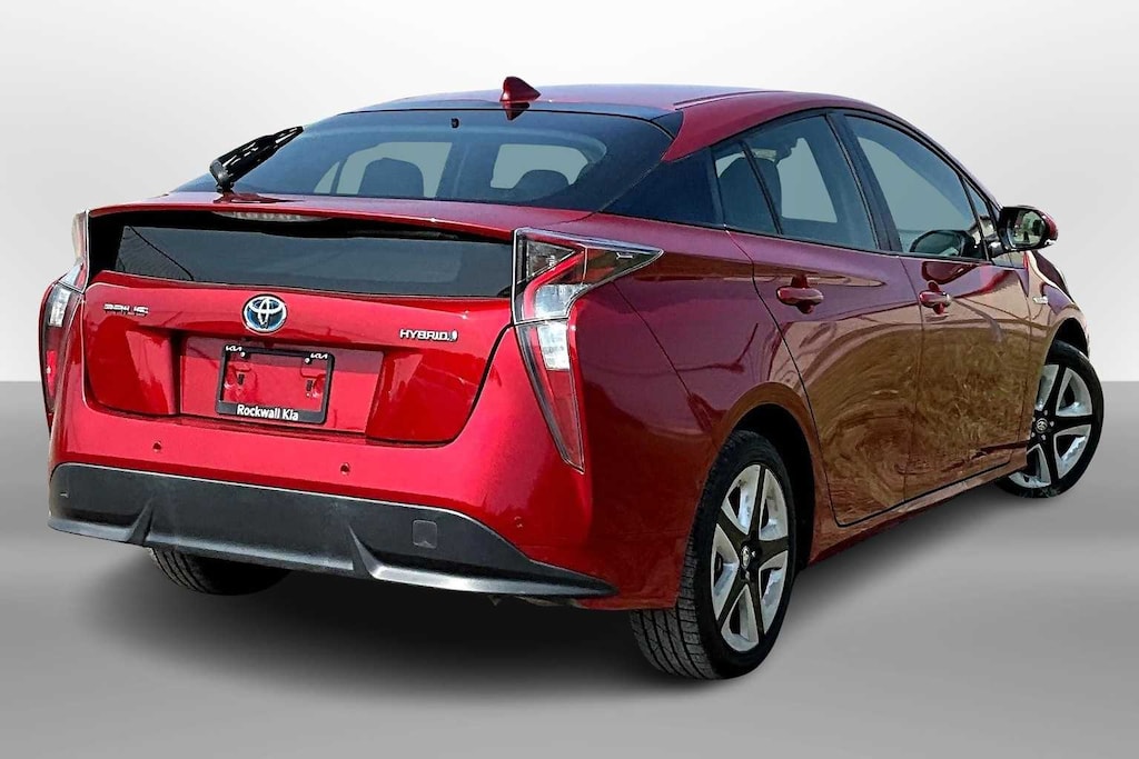 Used 2017 Toyota Prius 5-Door Four Hatchback