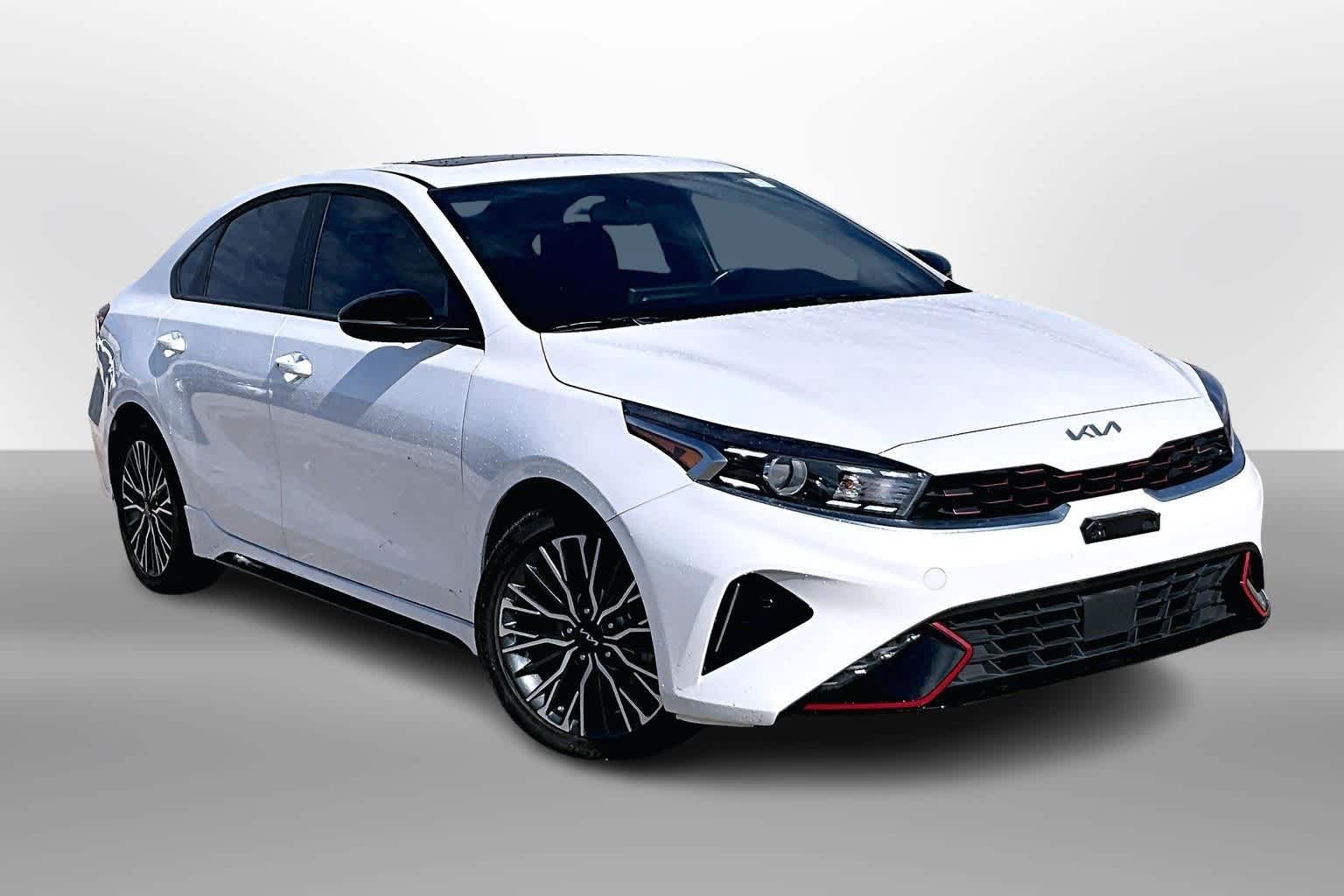 Thumbnail: 2024 Kia Forte - 9