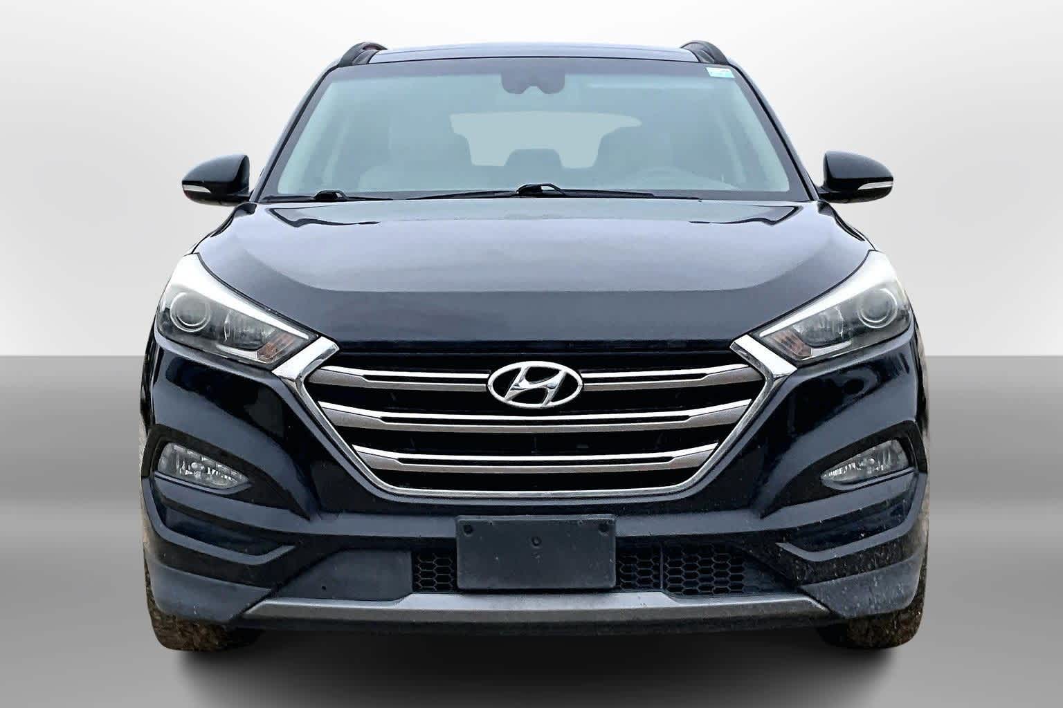 Thumbnail: 2016 Hyundai Tucson - 3