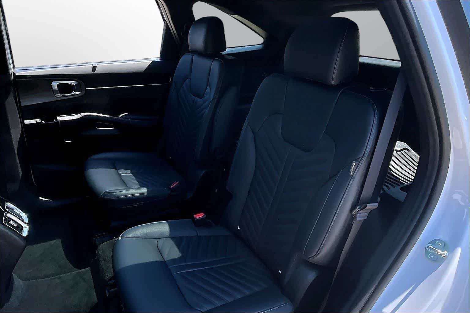 Thumbnail: 2025 Kia Sorento - 24