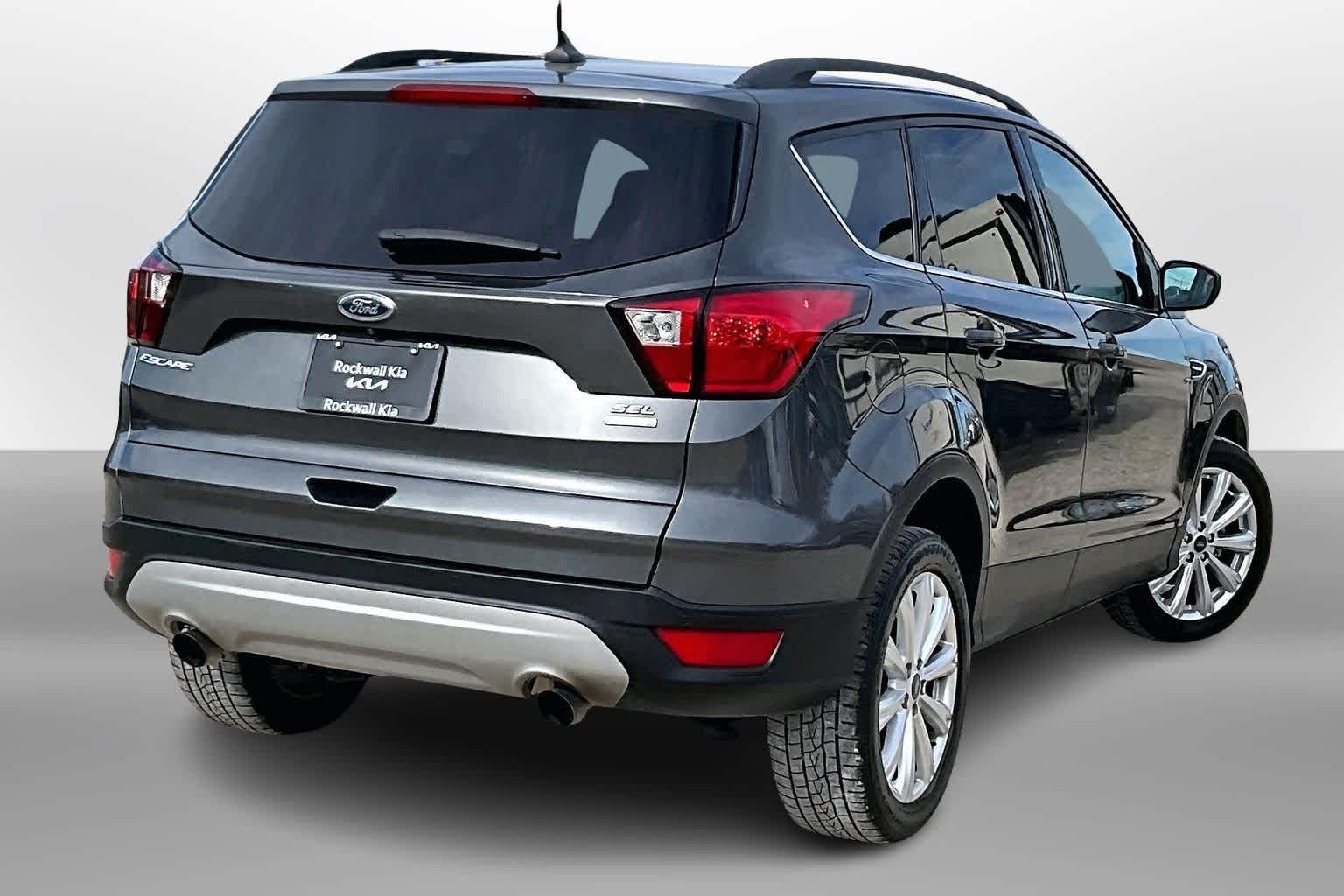 Thumbnail: 2019 Ford Escape - 2