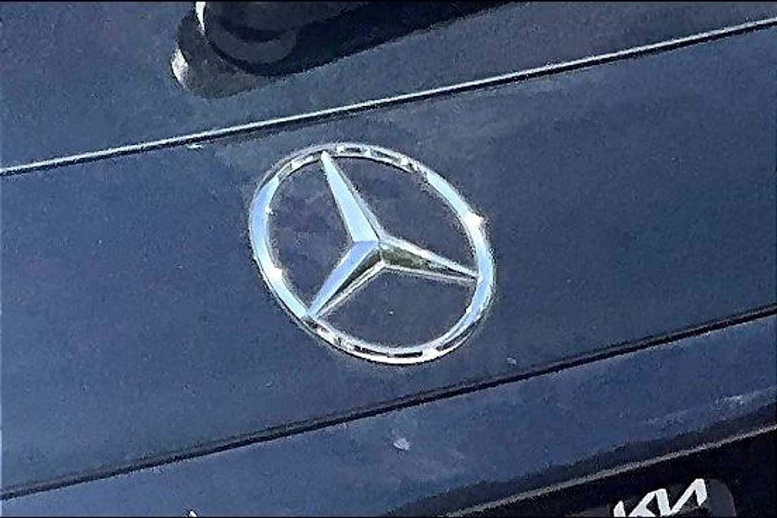 Thumbnail: 2024 Mercedes-Benz GLC - 31