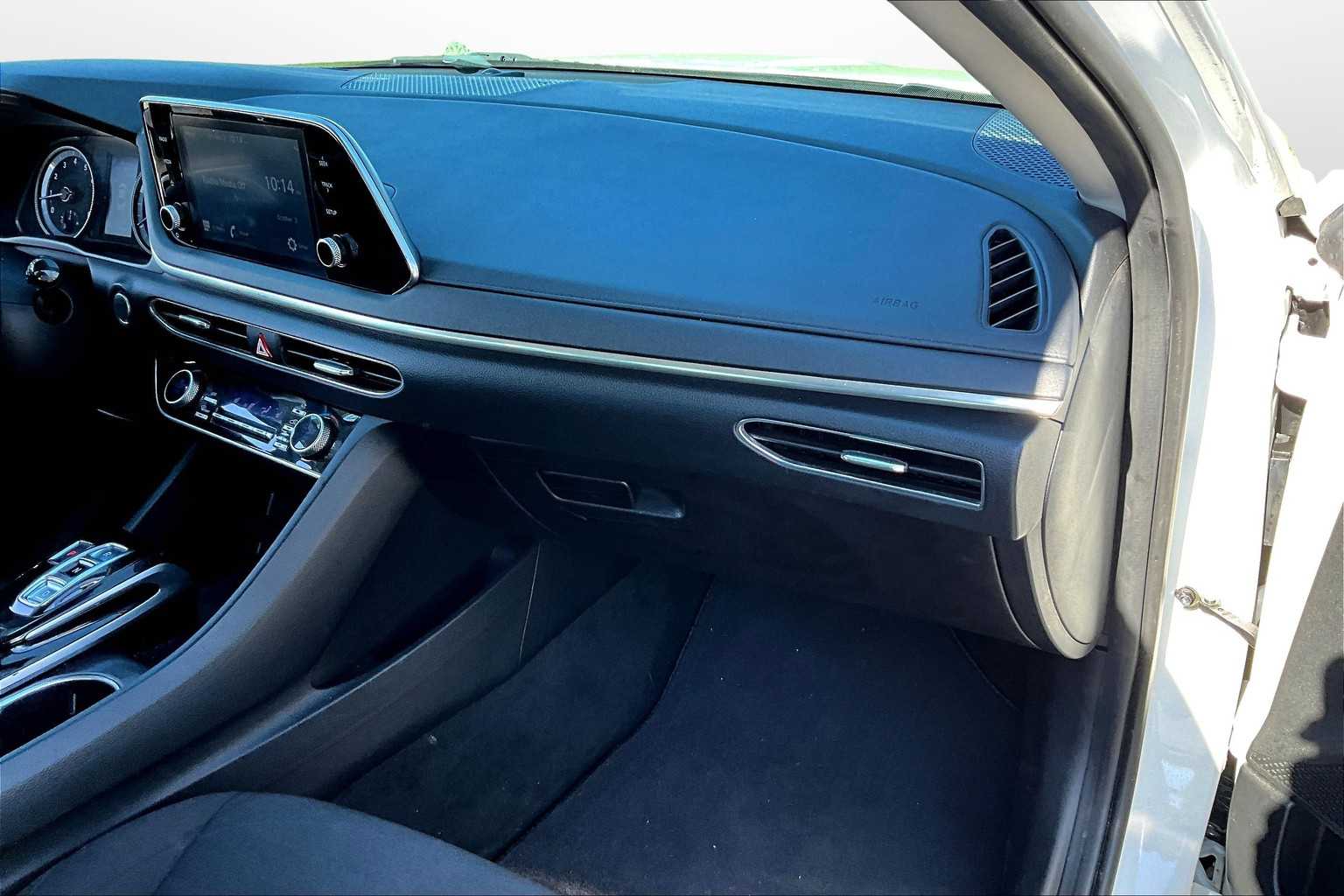 Thumbnail: 2022 Hyundai Sonata - 15