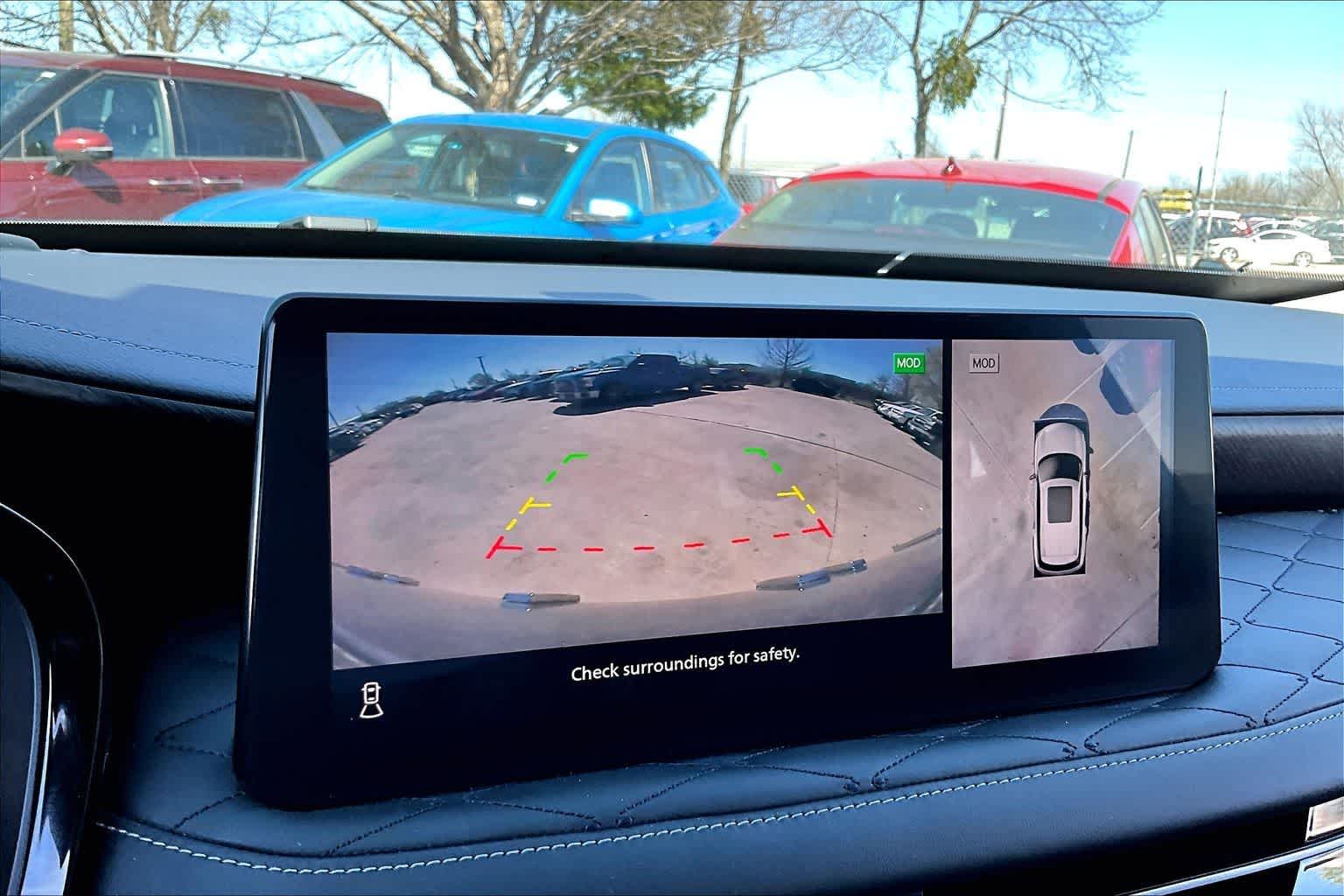 Thumbnail: 2022 INFINITI QX60 - 18