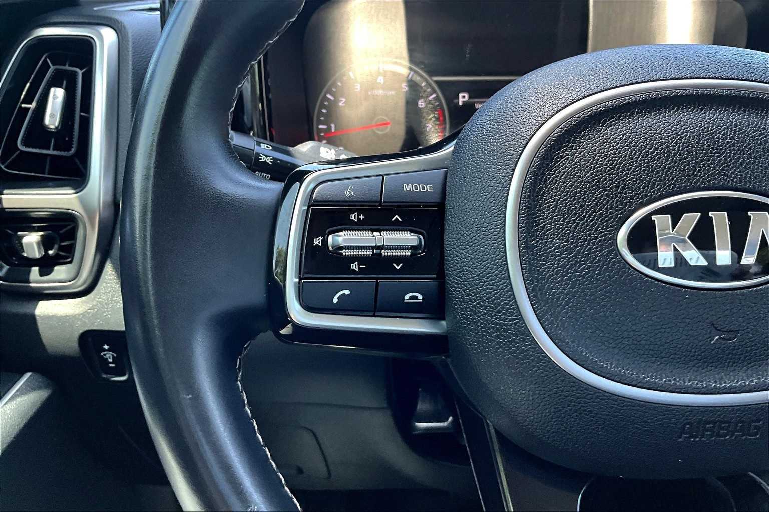 Thumbnail: 2021 Kia Sorento - 37