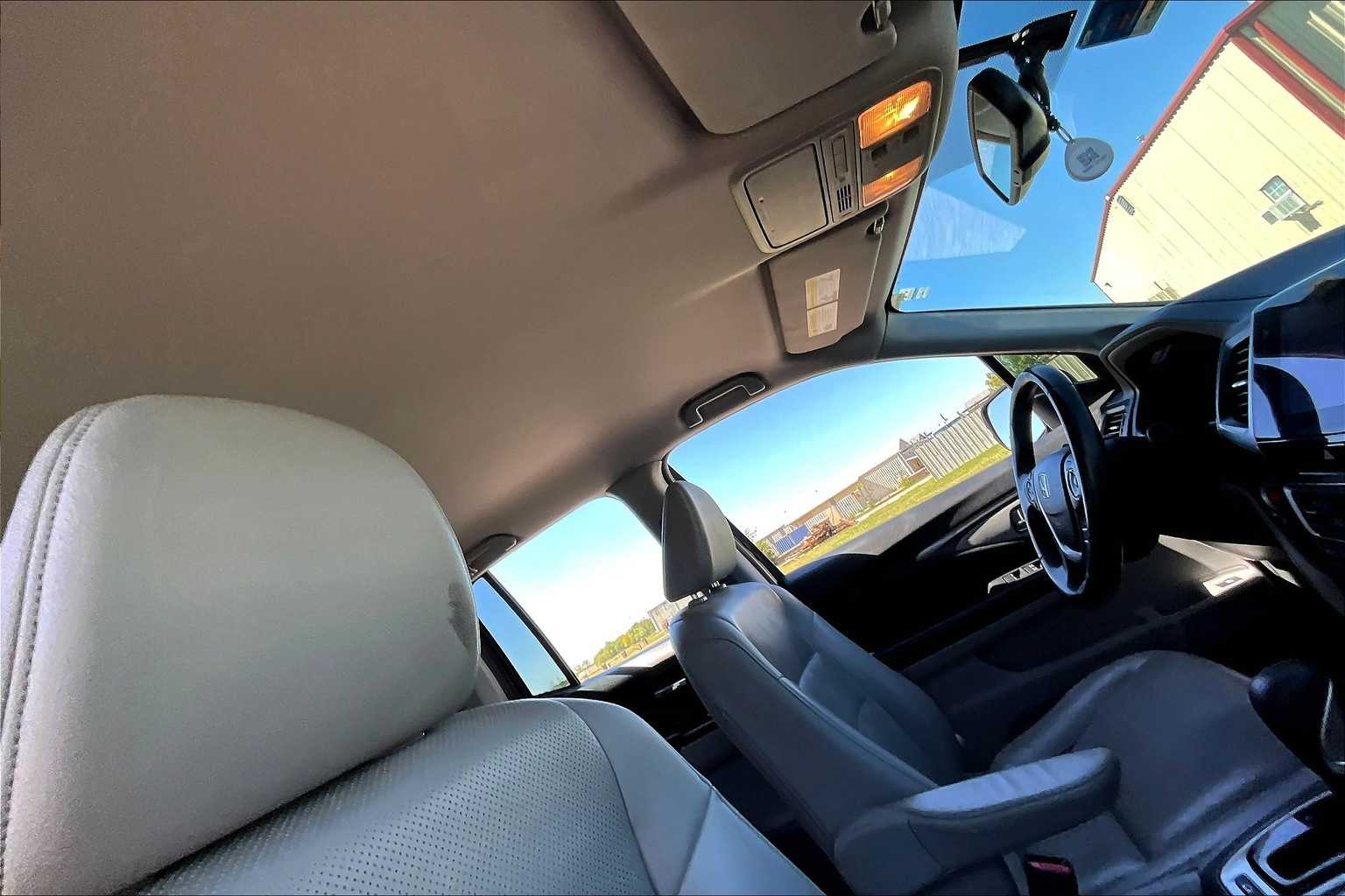 Thumbnail: 2017 Honda Ridgeline - 16