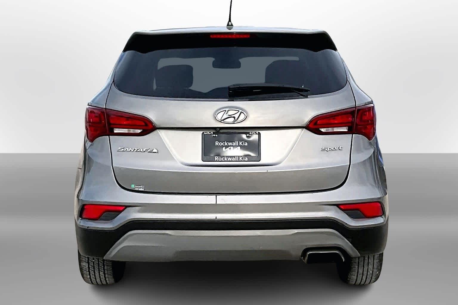 Thumbnail: 2018 Hyundai Santa Fe - 4