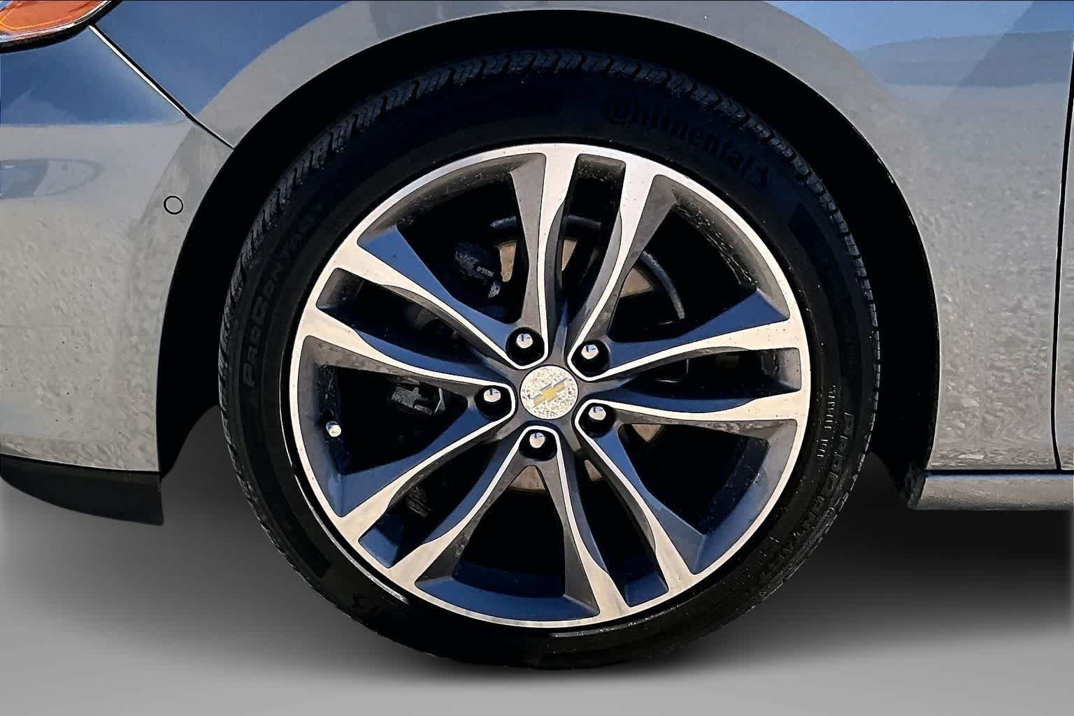 Thumbnail: 2023 Chevrolet Malibu - 8