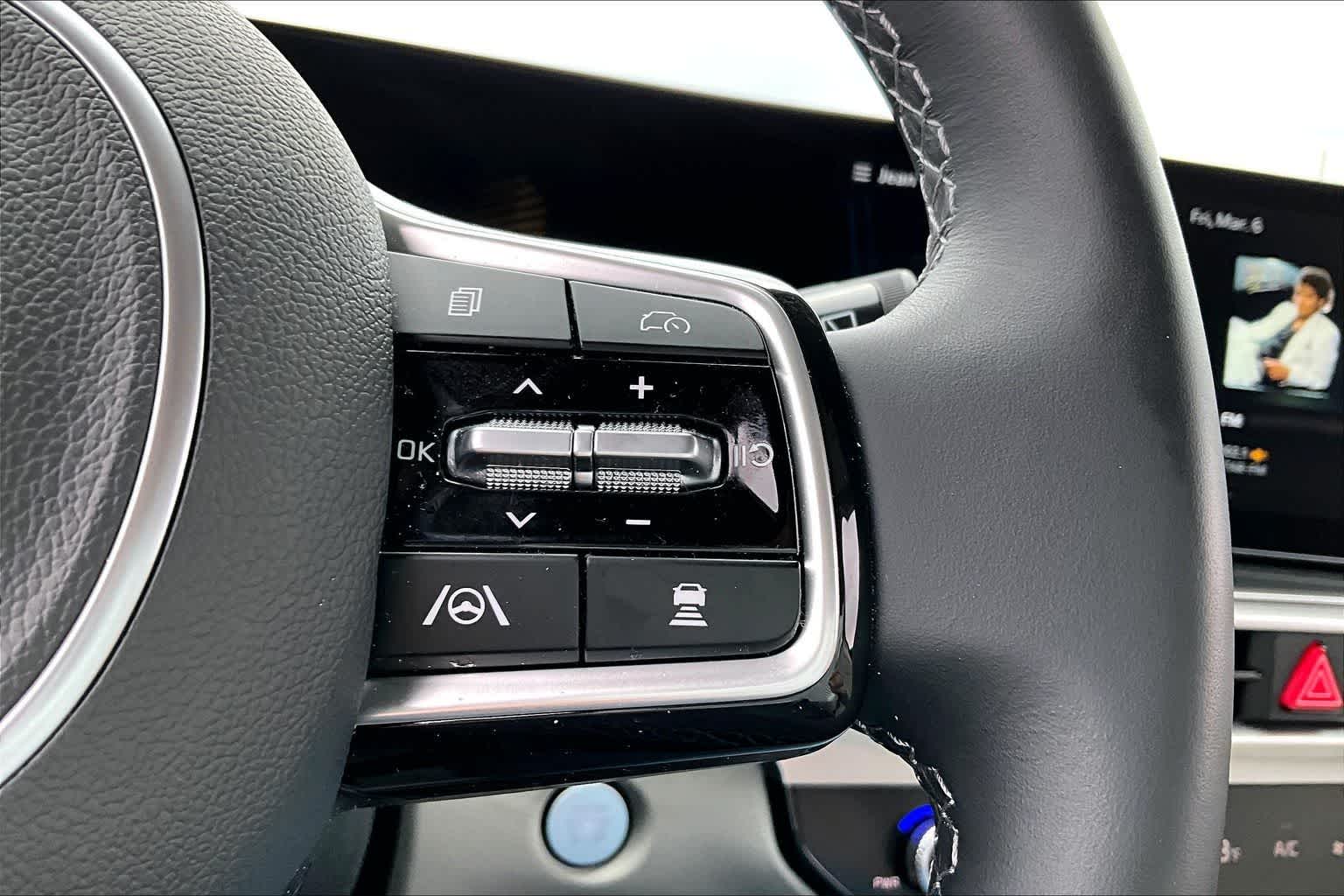 Thumbnail: 2025 Kia Sorento - 18