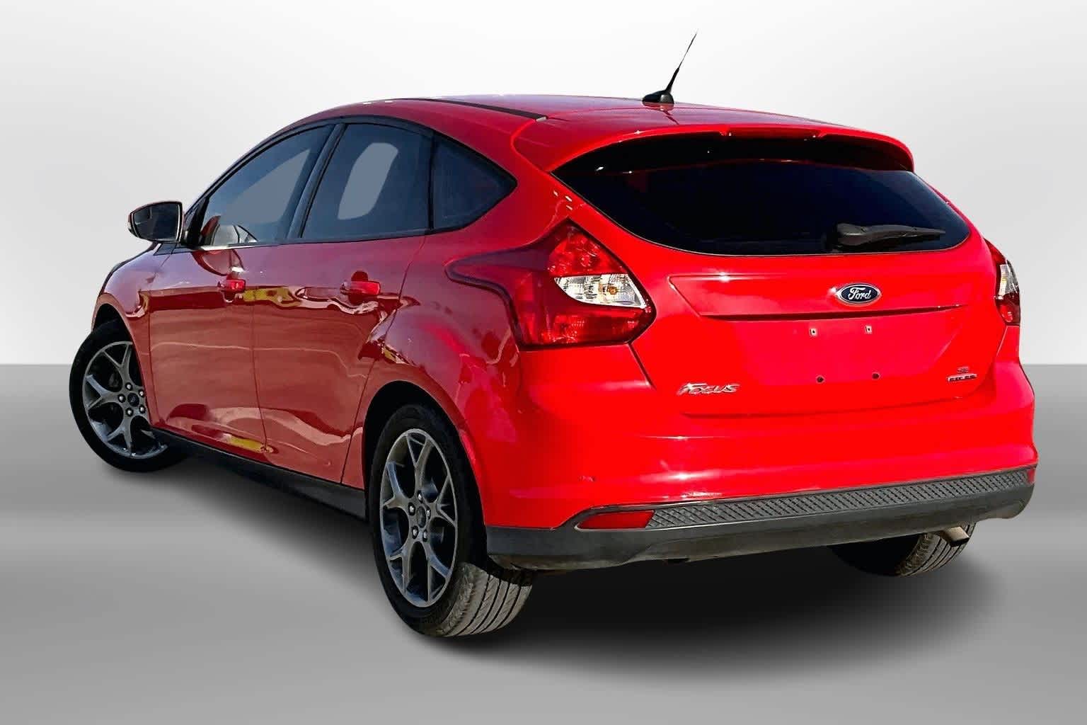 Thumbnail: 2014 Ford Focus - 11