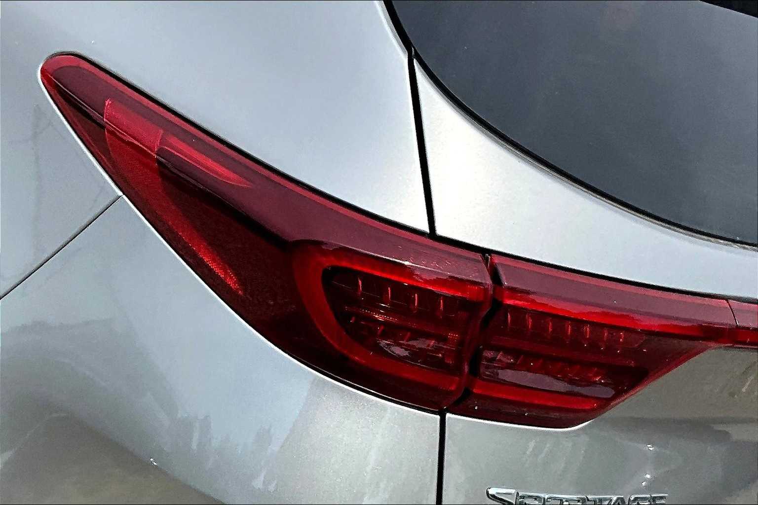 Thumbnail: 2020 Kia Sportage - 31