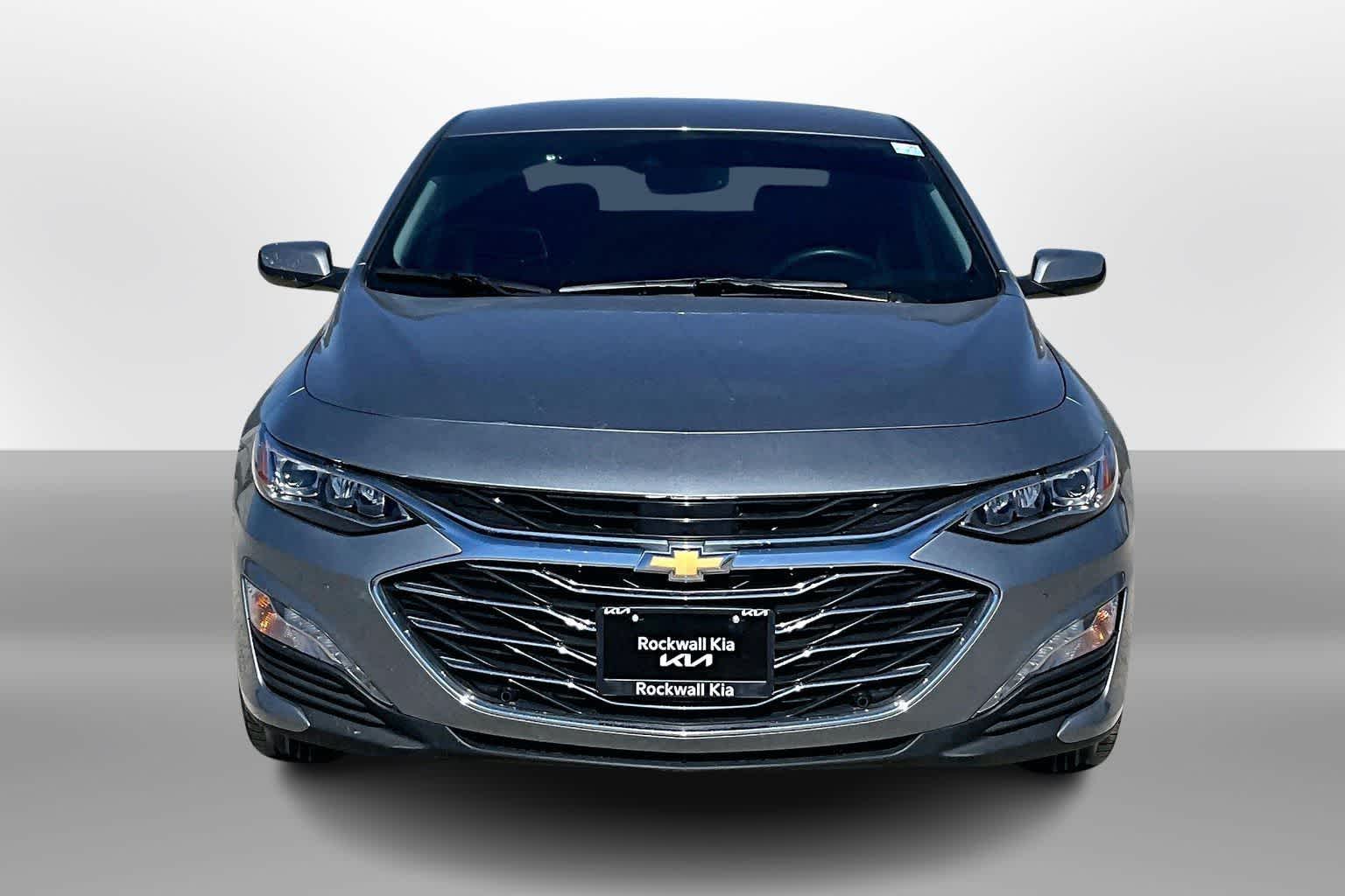 Thumbnail: 2023 Chevrolet Malibu - 3