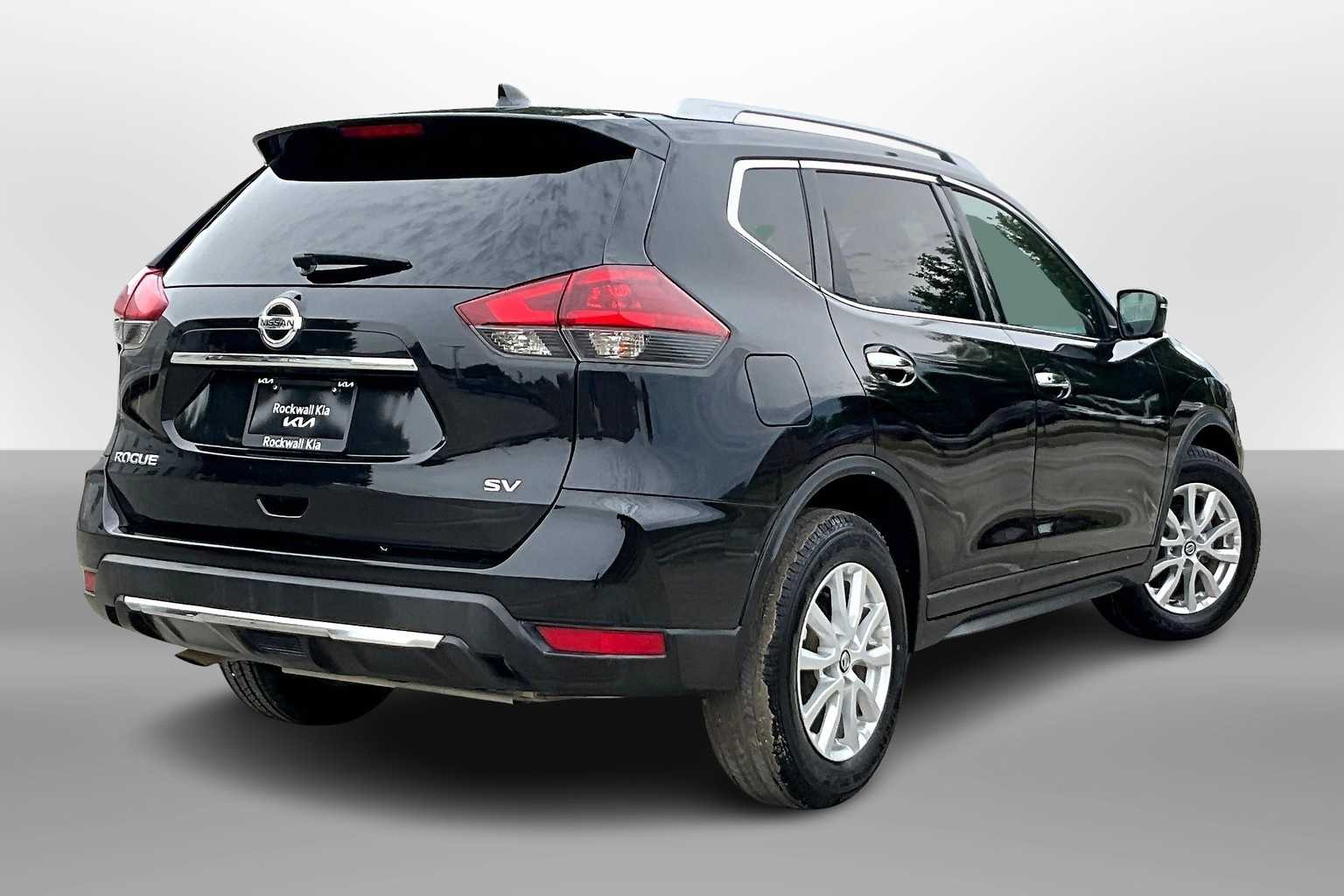 Thumbnail: 2018 Nissan Rogue - 2
