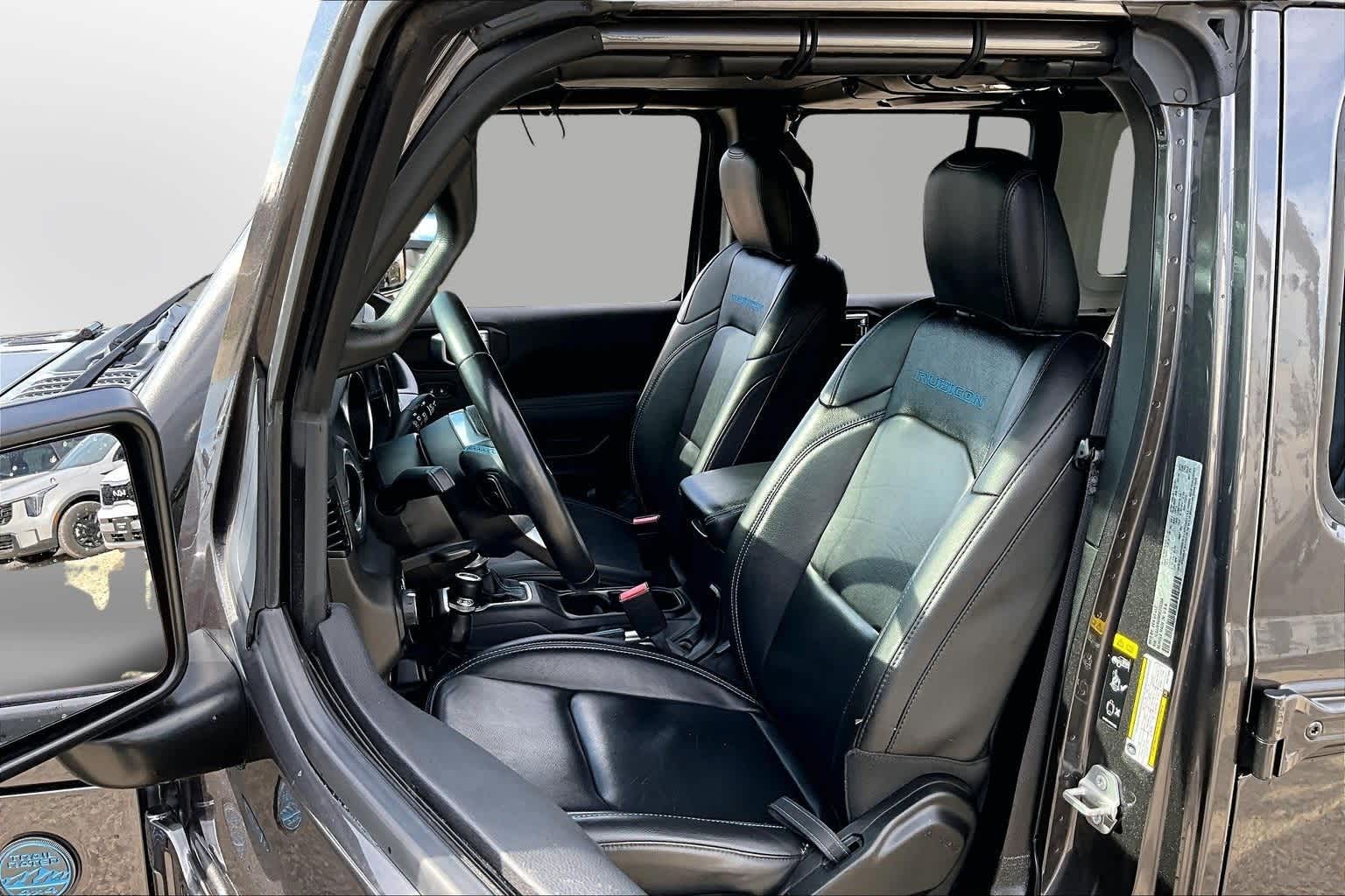 Thumbnail: 2021 Jeep Wrangler - 24