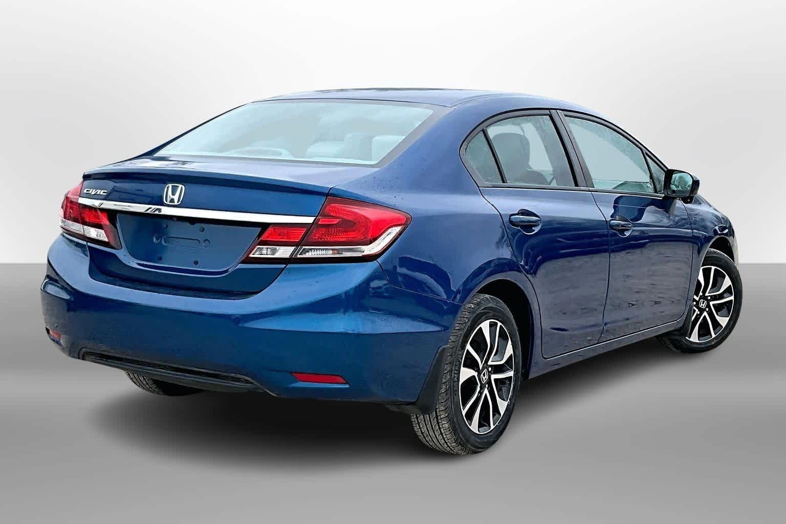 Thumbnail: 2015 Honda Civic - 2