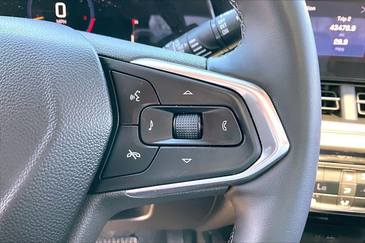 Thumbnail: 2024 Chevrolet Trax - 18