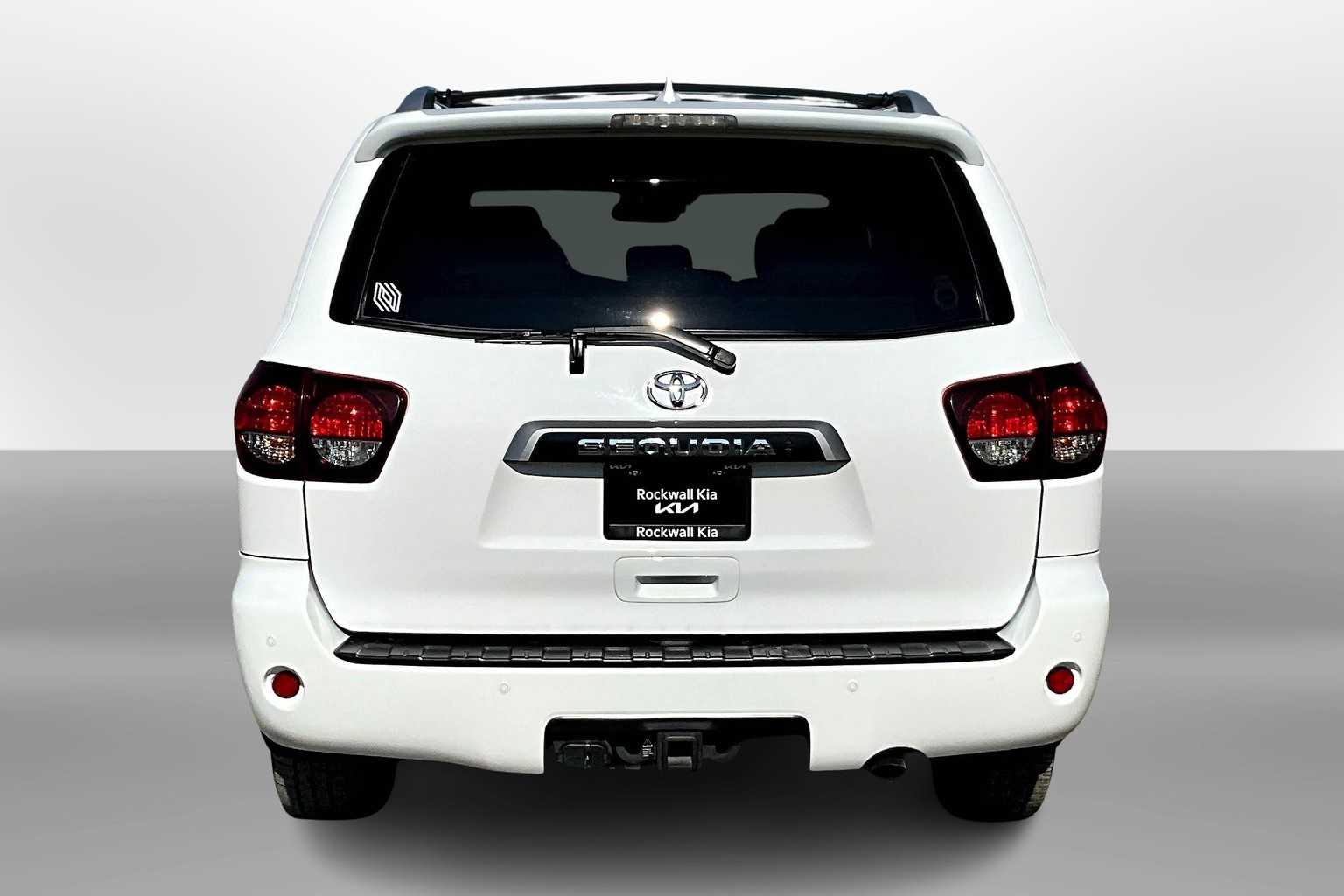 Thumbnail: 2020 Toyota Sequoia - 4