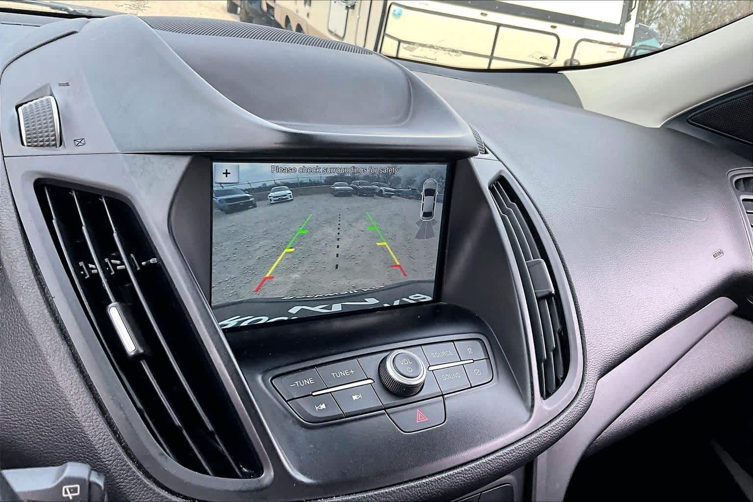 Thumbnail: 2019 Ford Escape - 22