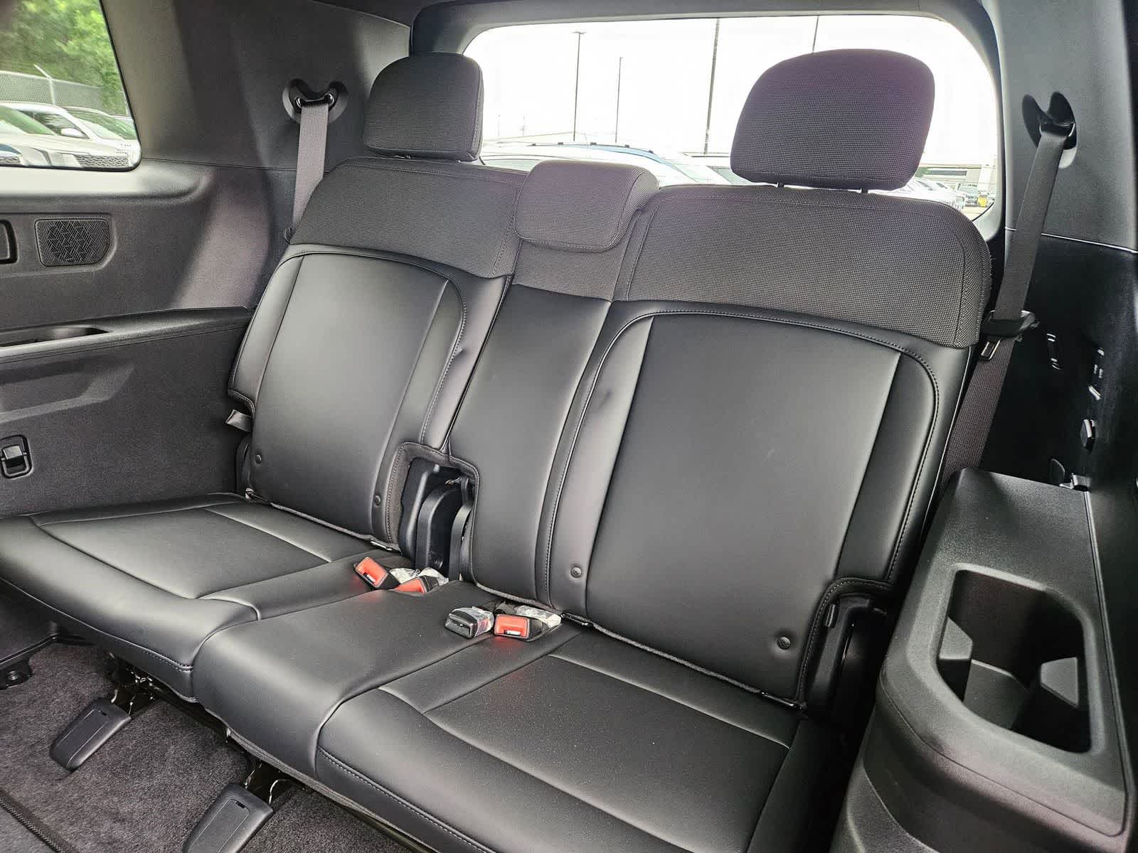 Thumbnail: 2027 Kia Telluride - 21